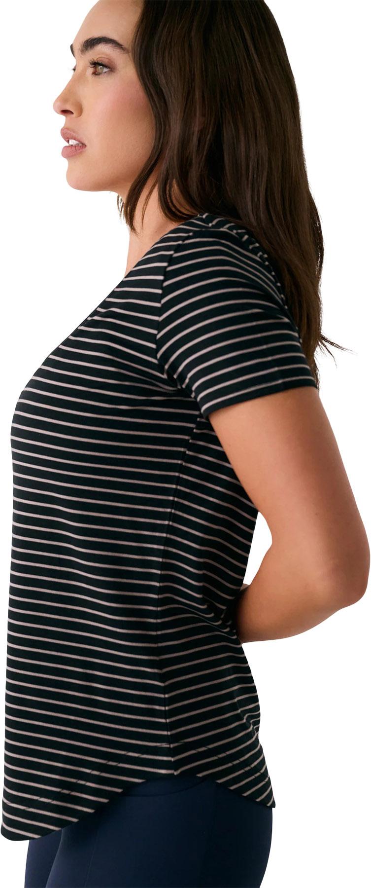 Product gallery image number 4 for product T-shirt à col en V Dynamic - Femme