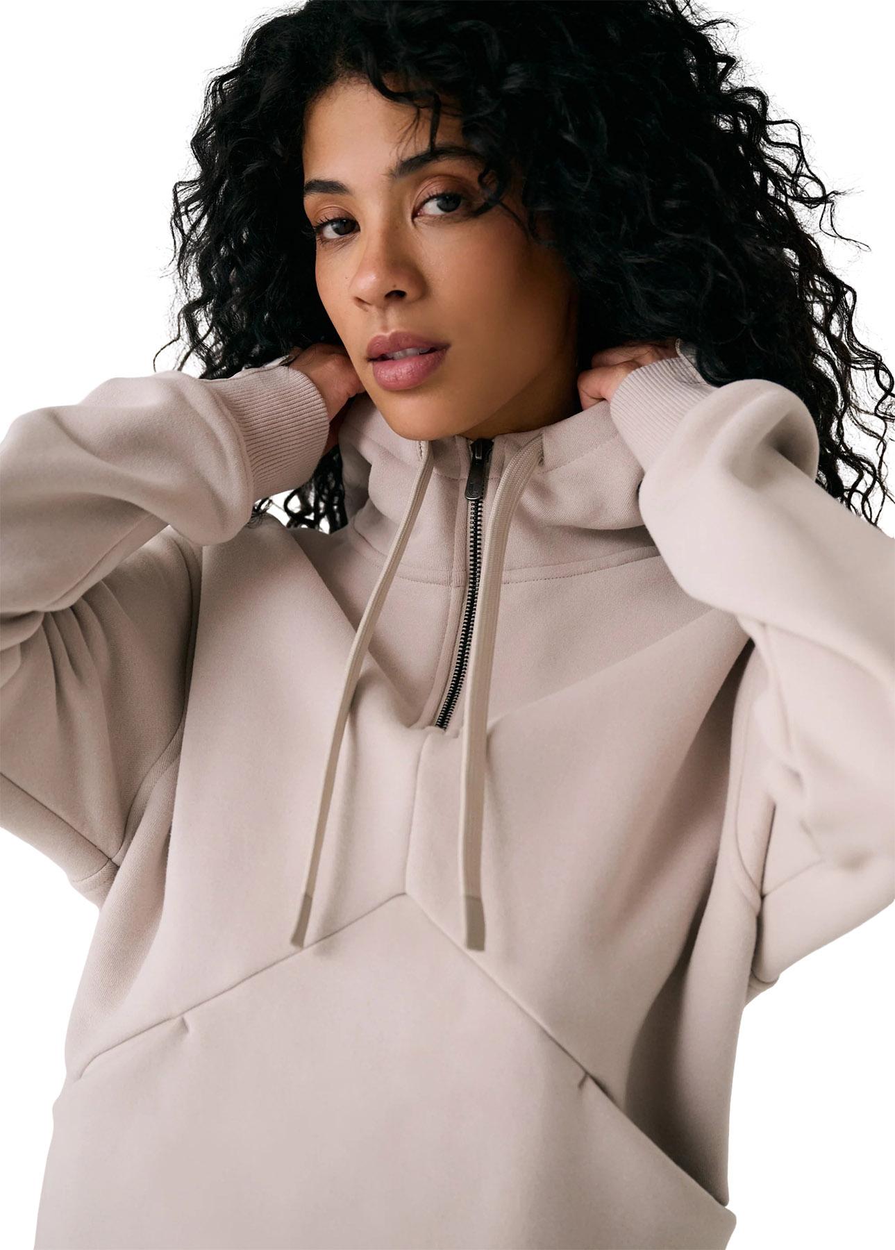 Product gallery image number 3 for product Robe à capuchon Yonder - Femme