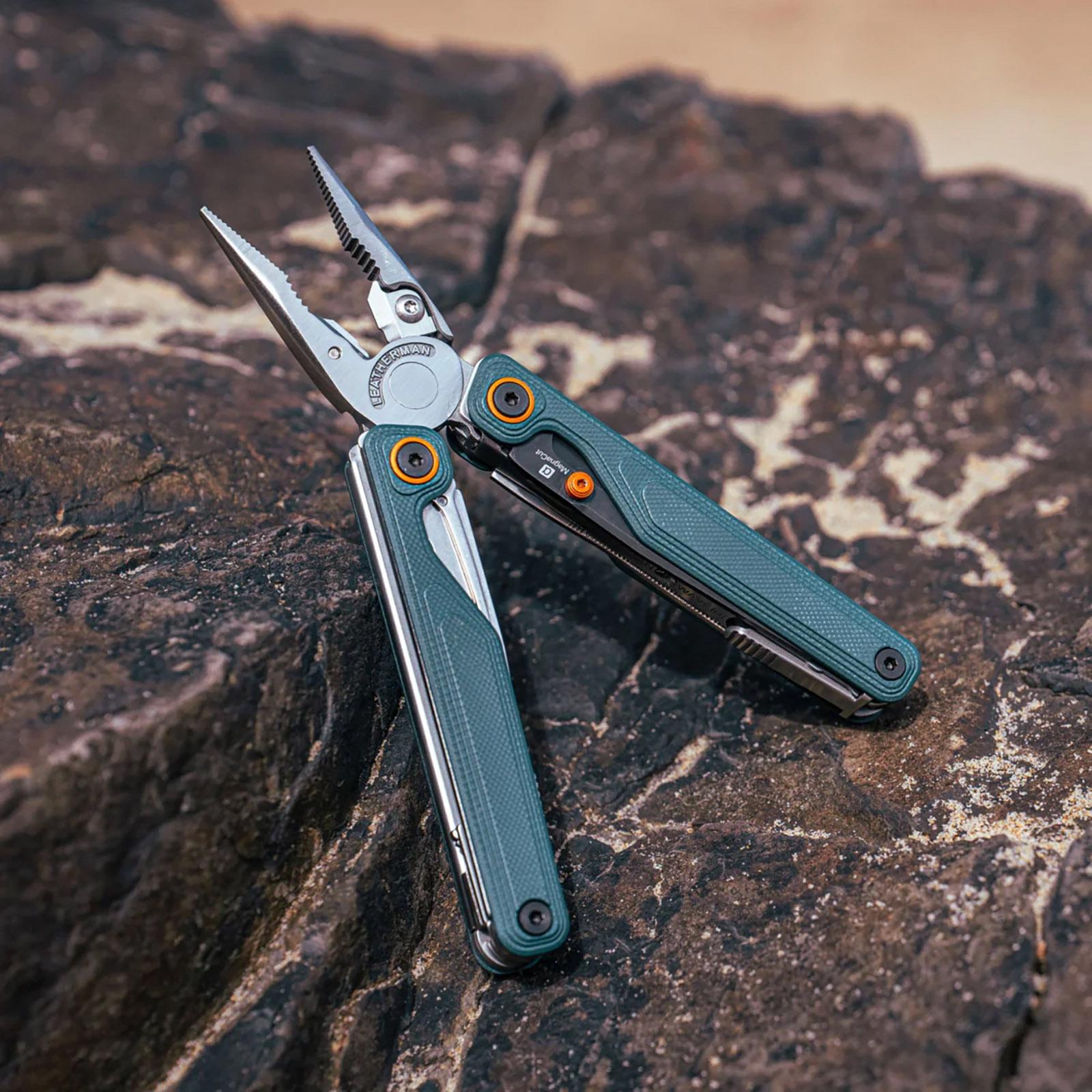 Product gallery image number 2 for product Wave Alpha Multi-Tool