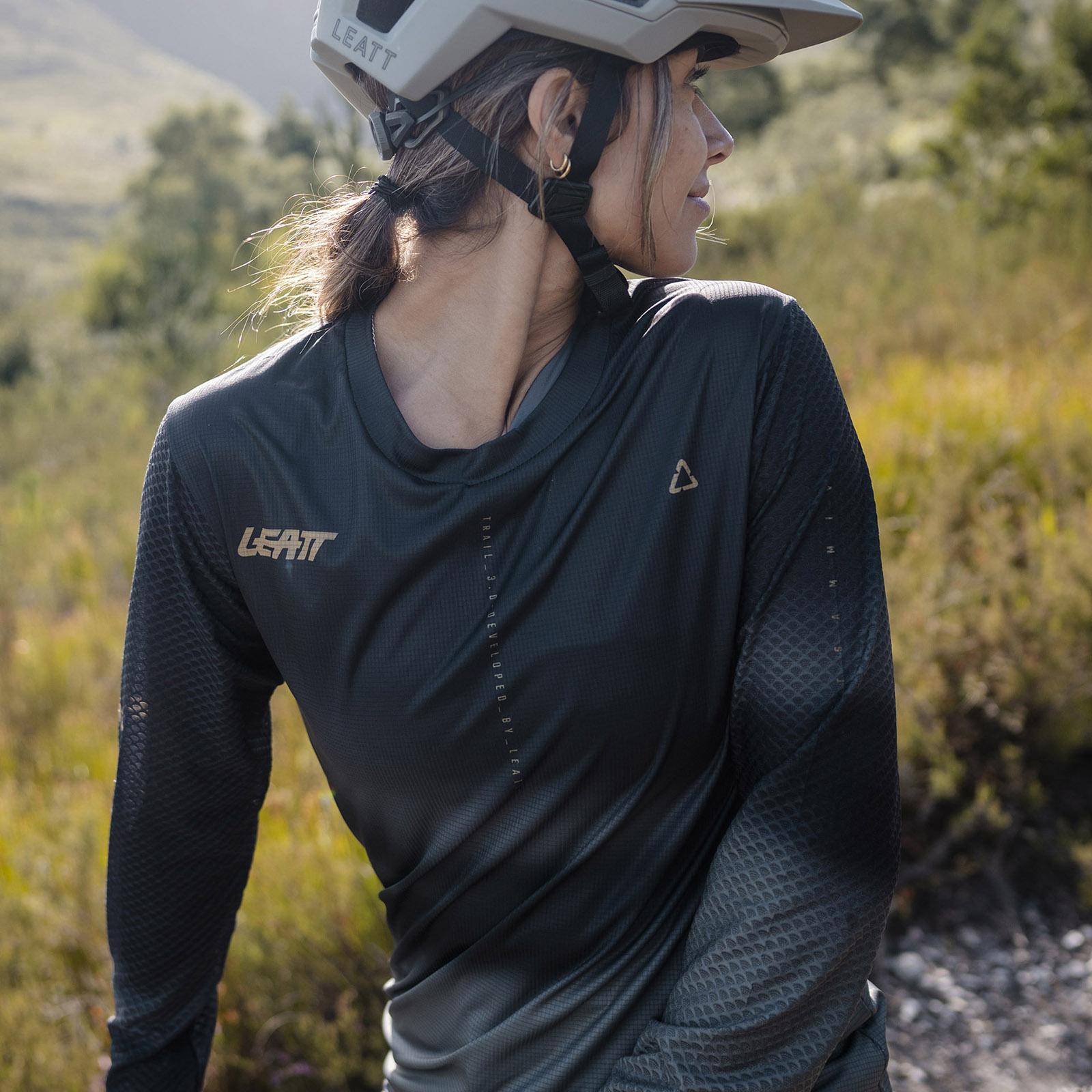 Product gallery image number 4 for product Trail 3.0 Long Sleeve MTB Jersey - Women's