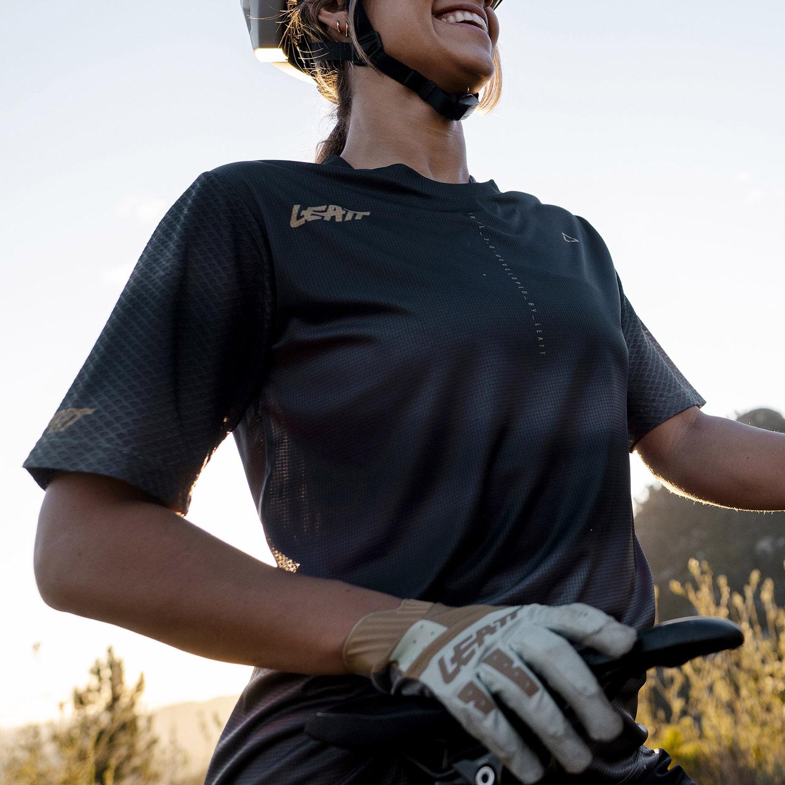 Product gallery image number 3 for product Trail 3.0 MTB Jersey - Women's