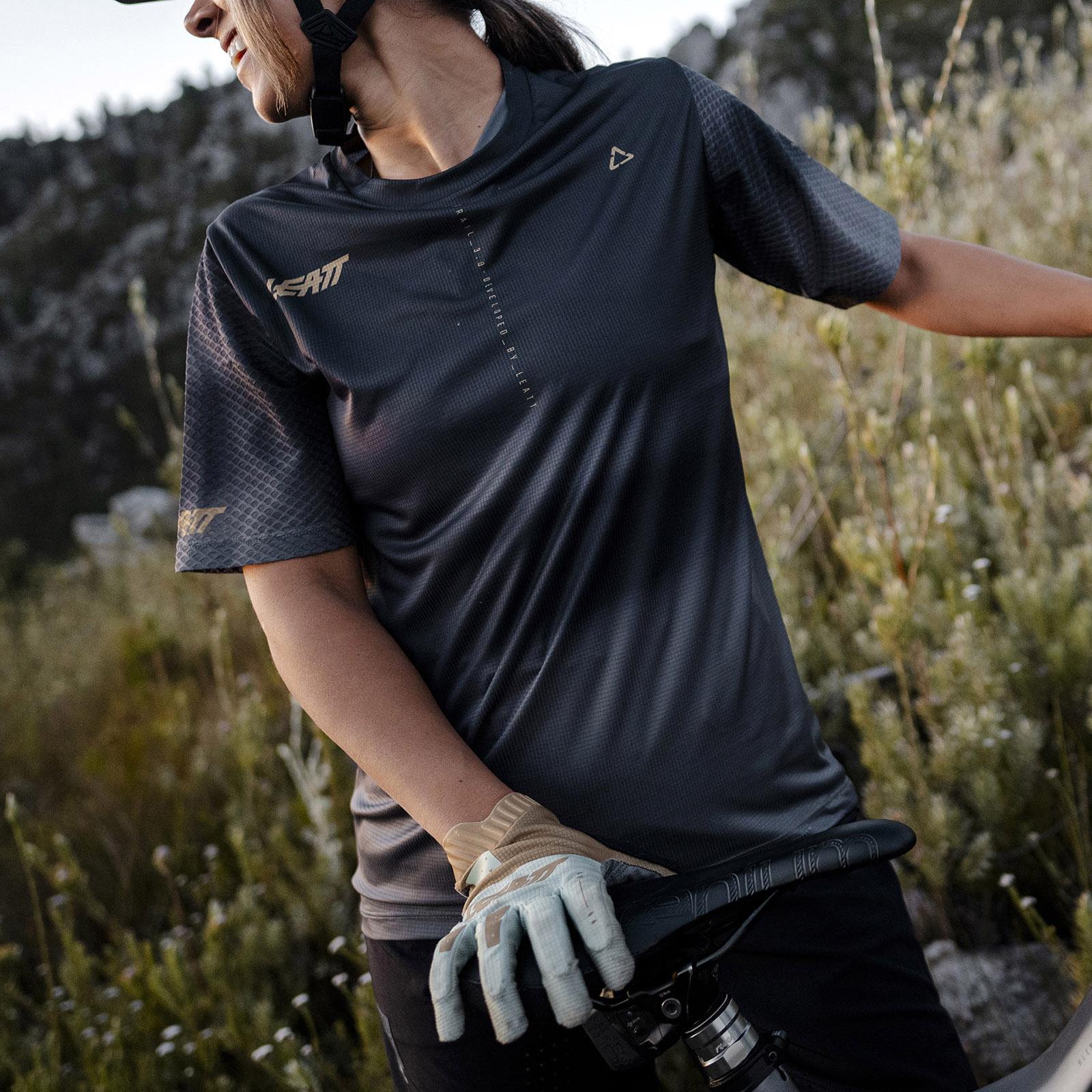Product gallery image number 4 for product Trail 3.0 MTB Jersey - Women's