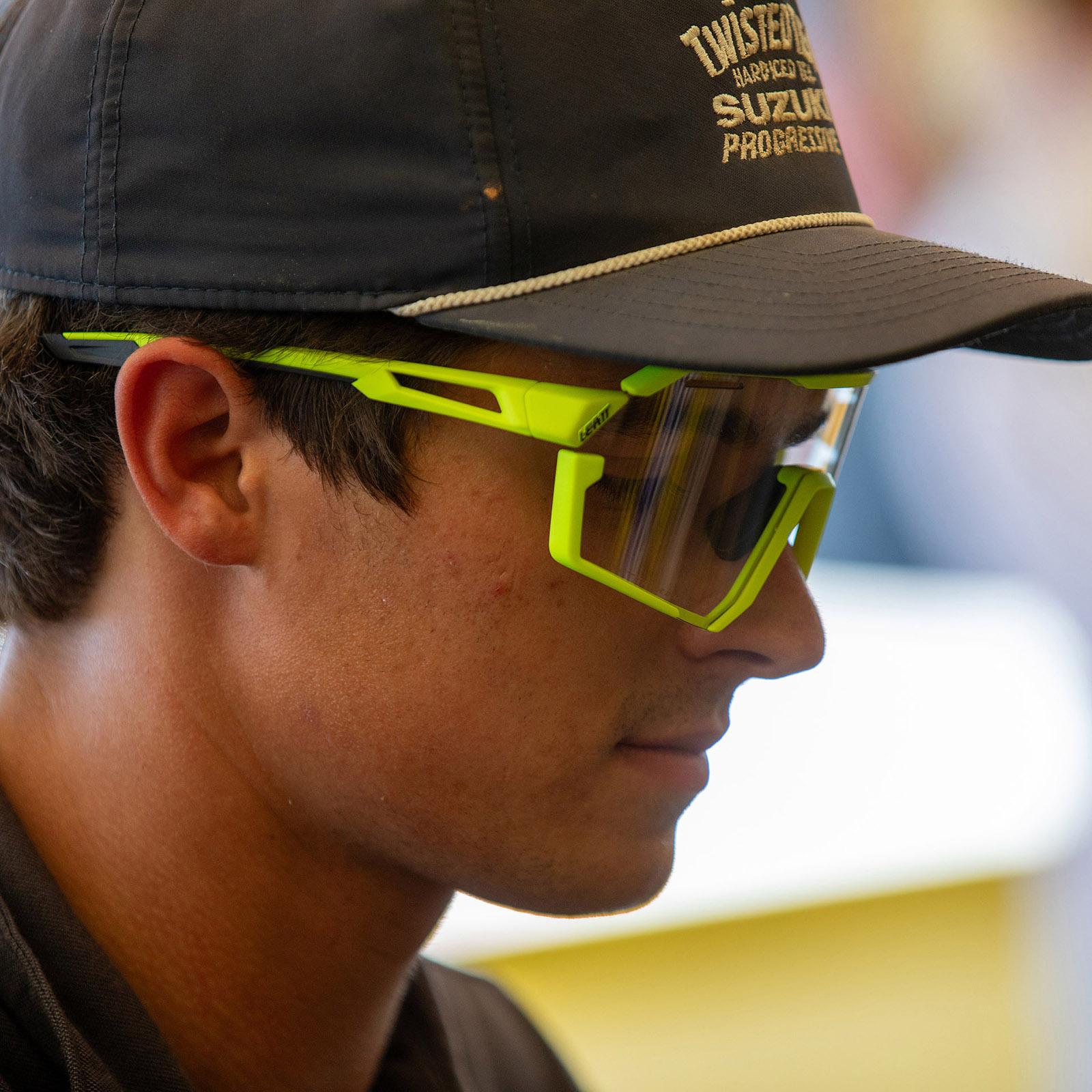 Product gallery image number 3 for product Lunettes de soleil RideViz Pro