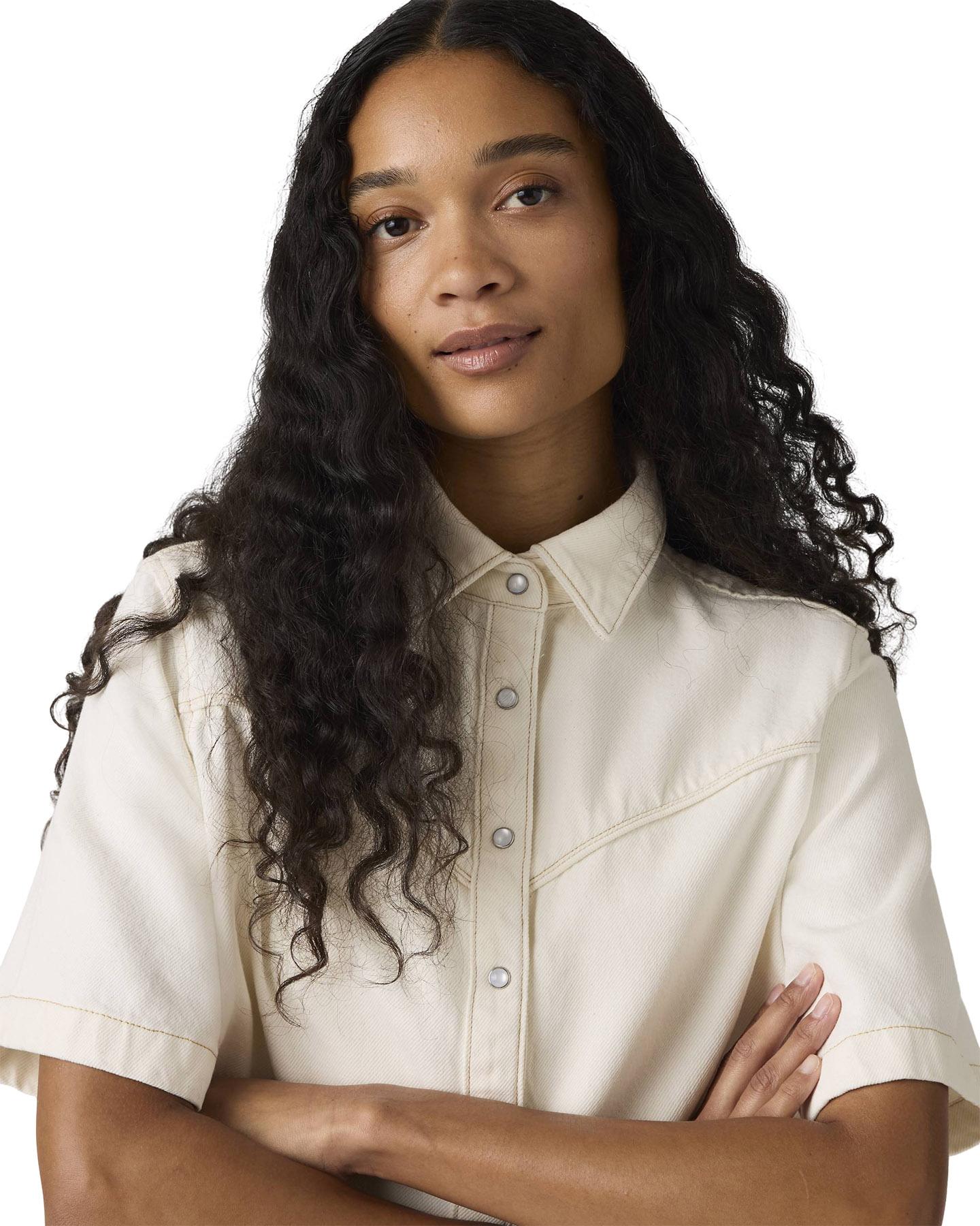 Product gallery image number 2 for product Chemise en denim à manches courtes Logan - Femme