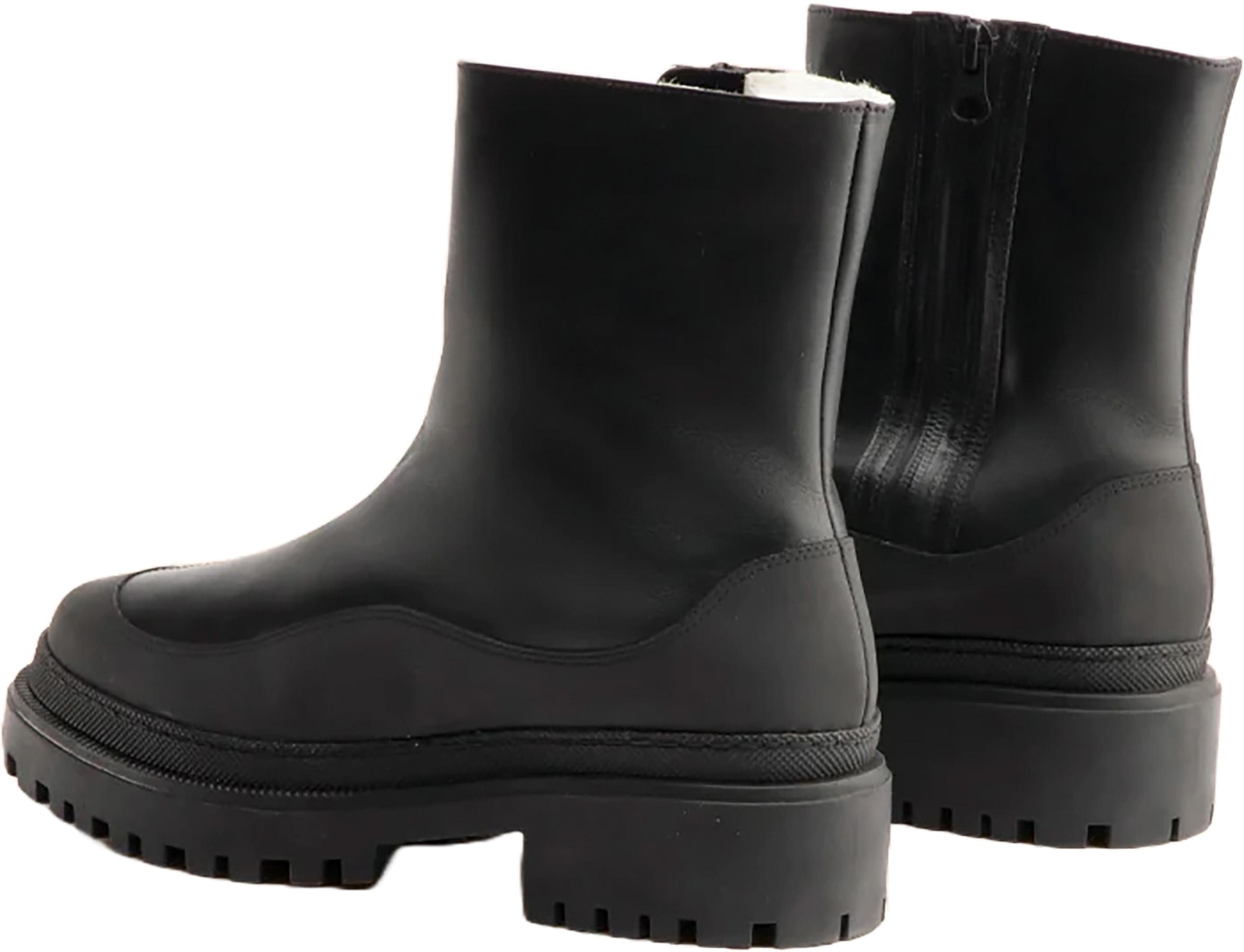 Product gallery image number 2 for product Nisa Shearling Lined Winter Boots - Women's