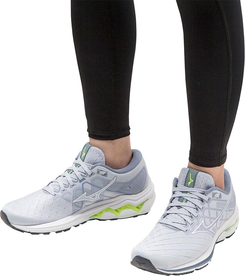 Product gallery image number 4 for product Wave Inspire 18 Shoes - Women's