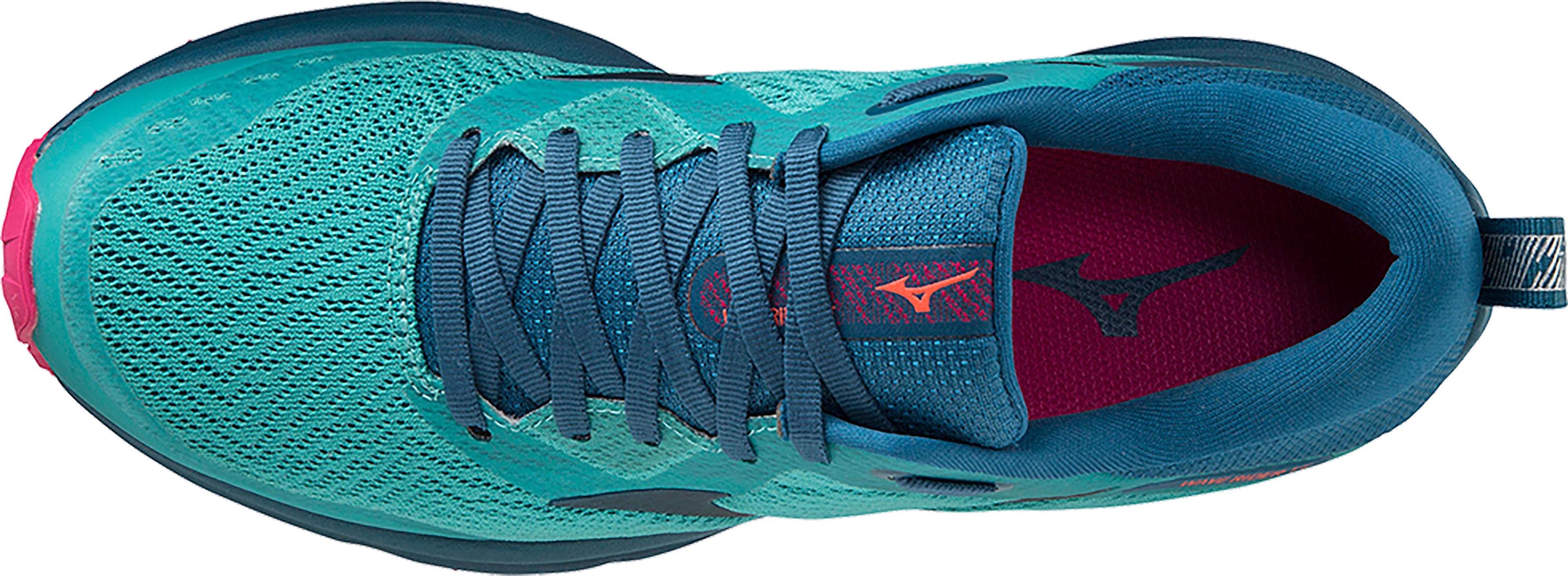 Product gallery image number 5 for product Wave Rider TT Running Shoes - Women's