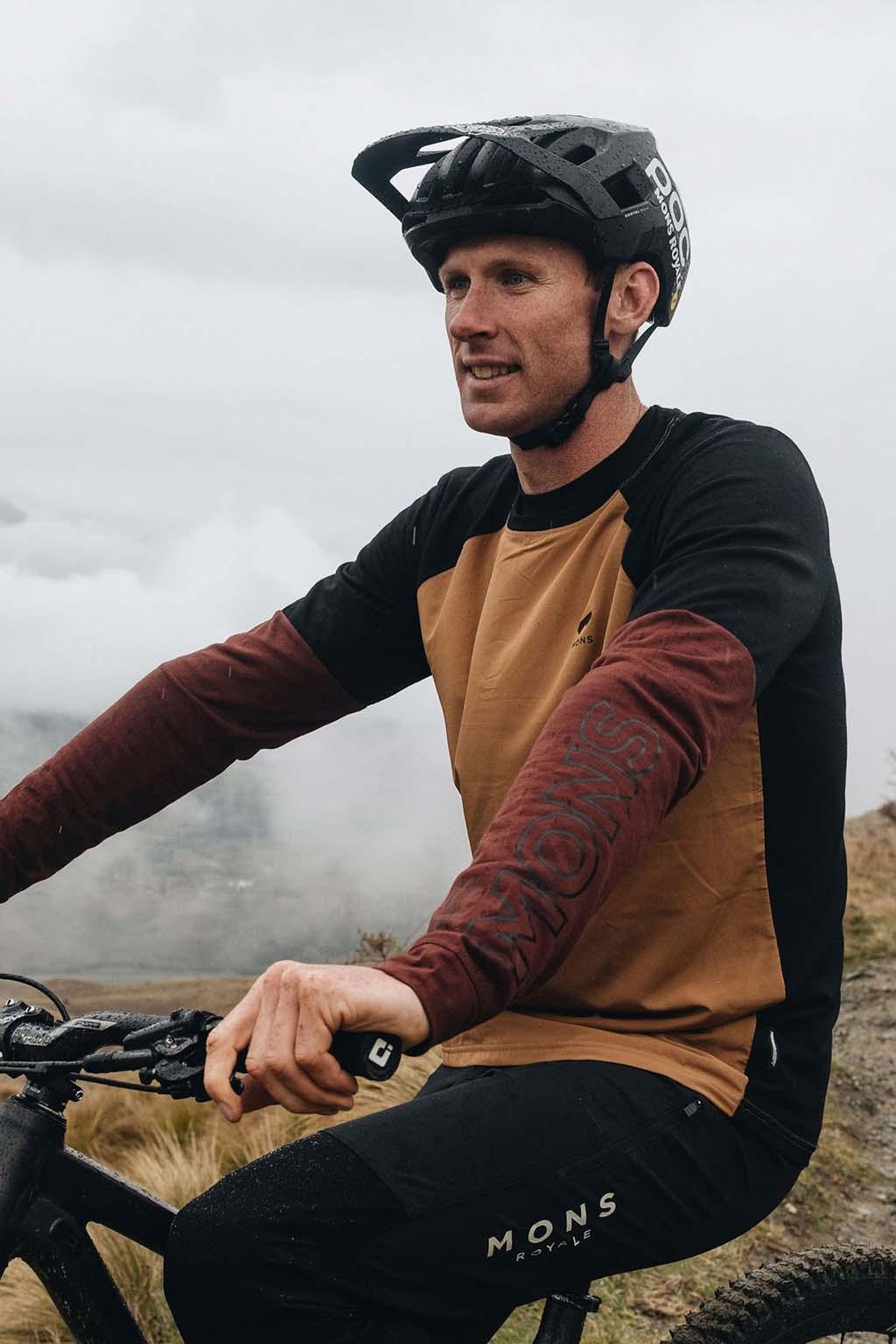 Product gallery image number 4 for product Tarn Merino Shift Wind Jersey - Men's