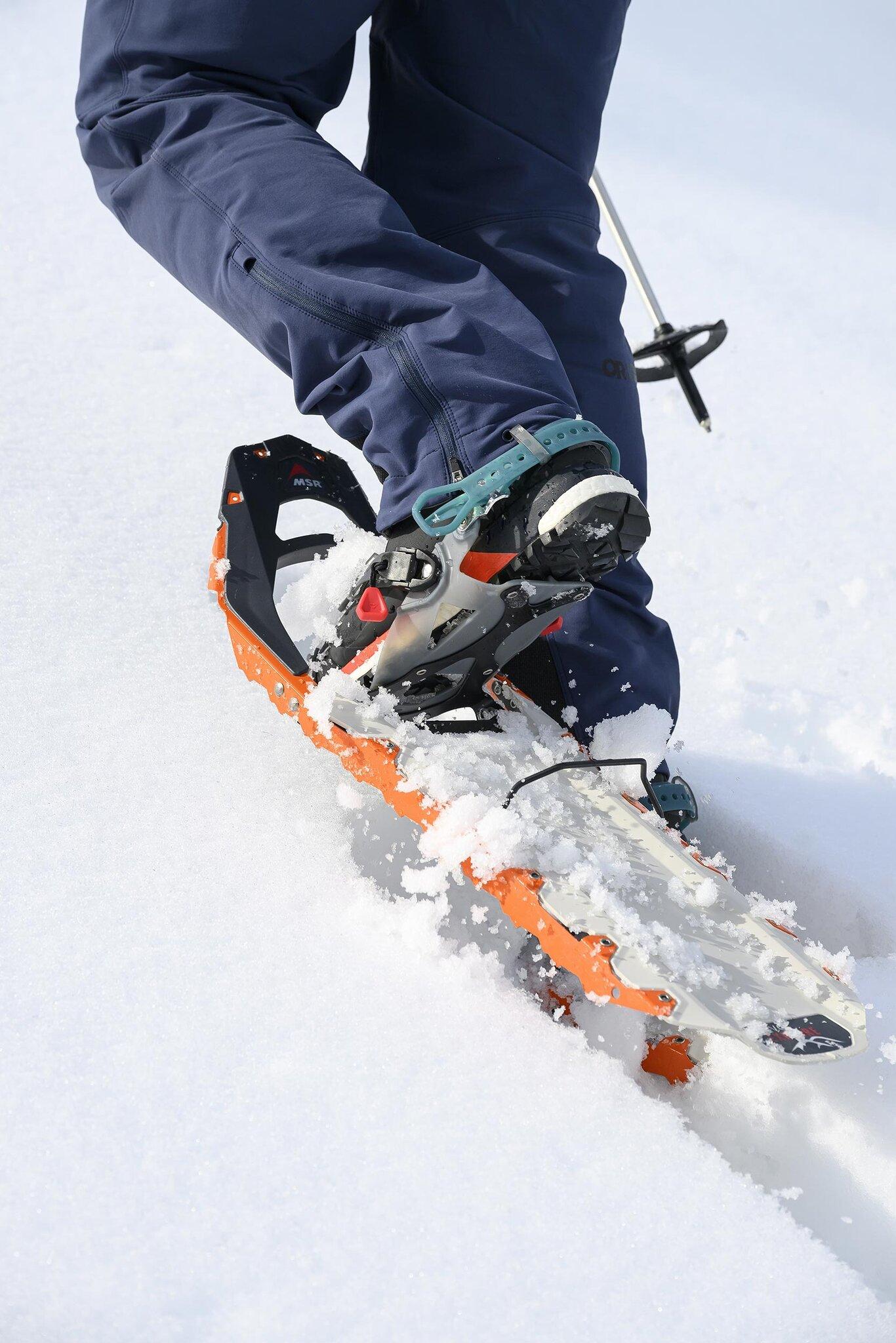 Product gallery image number 3 for product Revo Explore Snowshoes 25 Inches - Men's