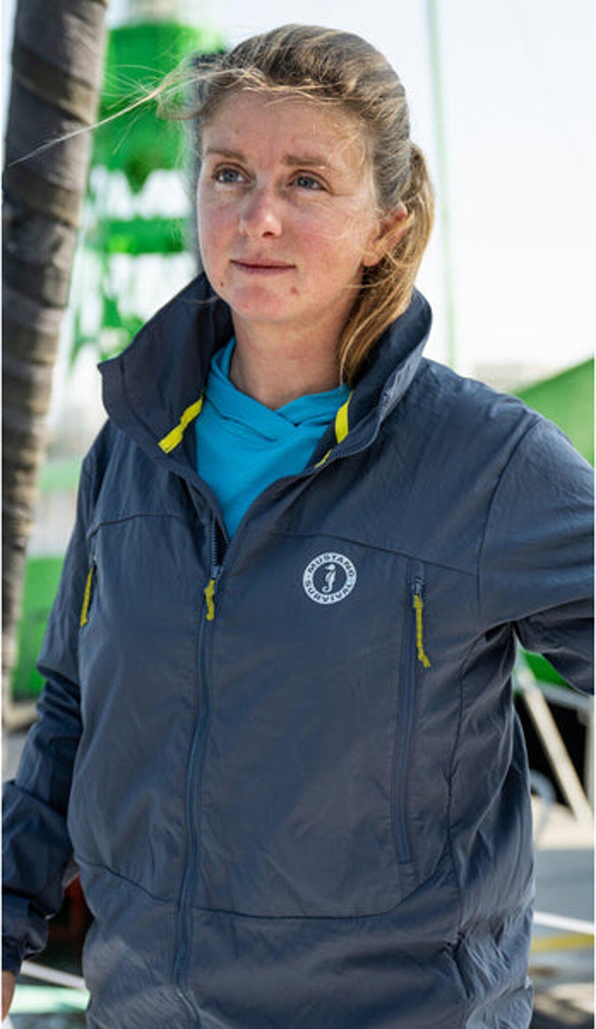 Product gallery image number 3 for product Ventus Hooded Windshell Jacket - Women's