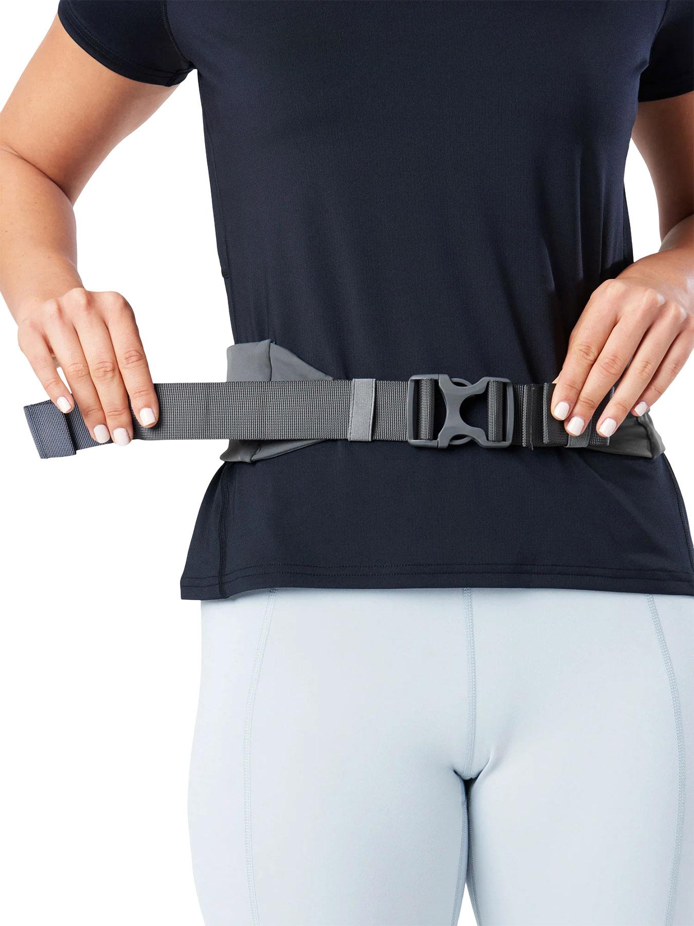 Product gallery image number 4 for product Zipster 2.0 Adjustable-Fit Running Belt - Women's