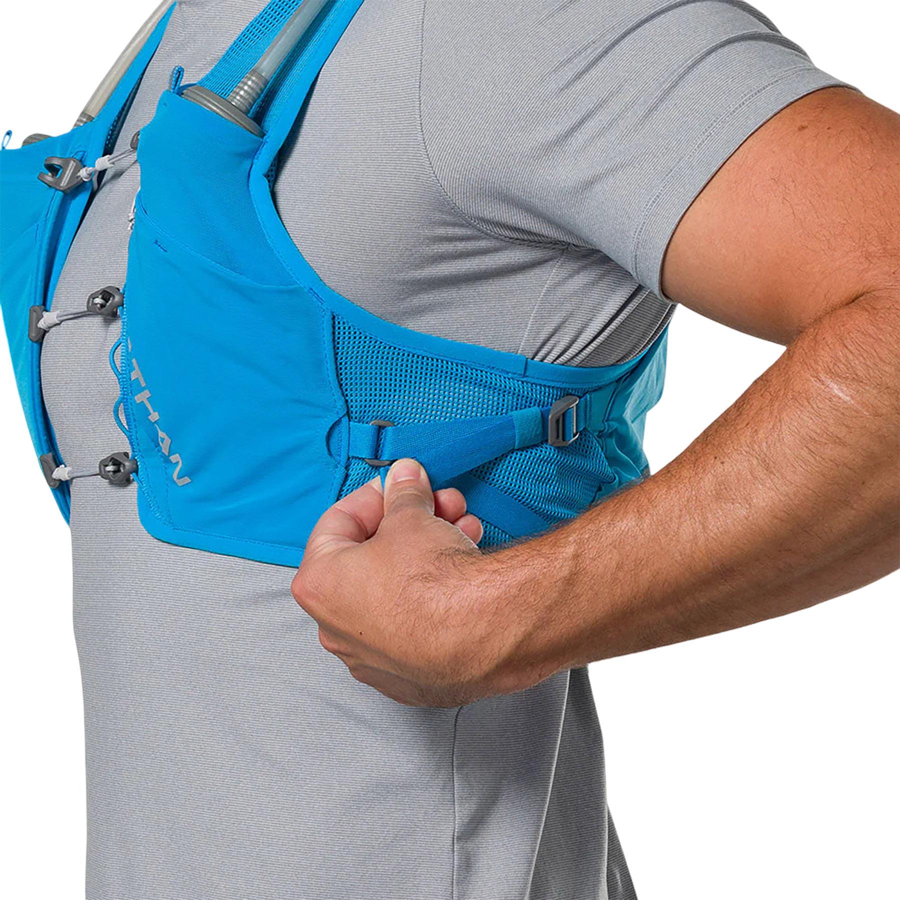 Product gallery image number 8 for product Pinnacle Breeze Hydration Race Vest 4L - Unisex