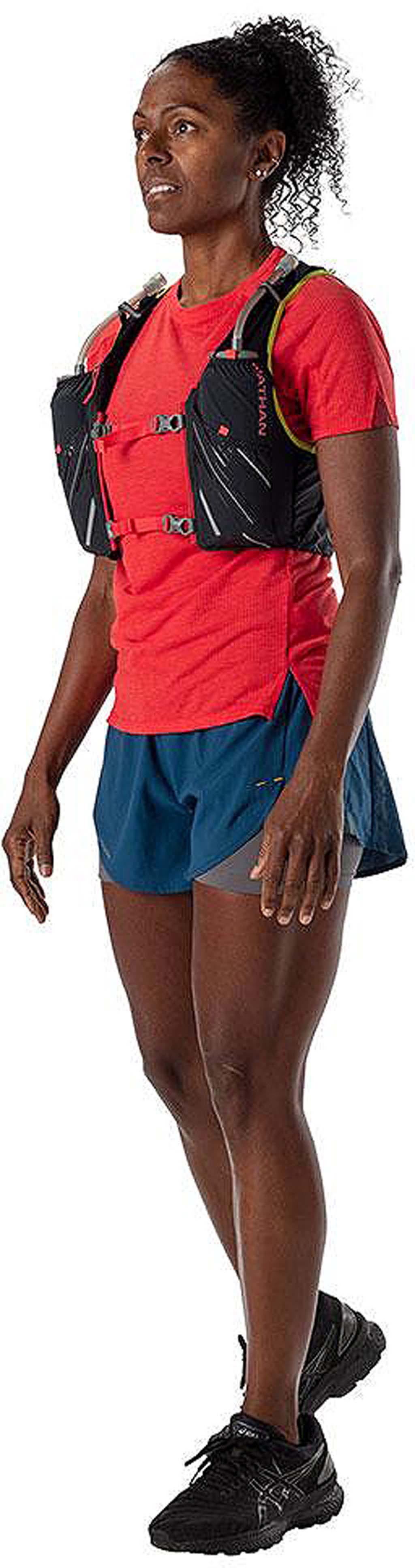 Product gallery image number 9 for product Pinnacle 4 Liter Hydration Race Vest - Women’s