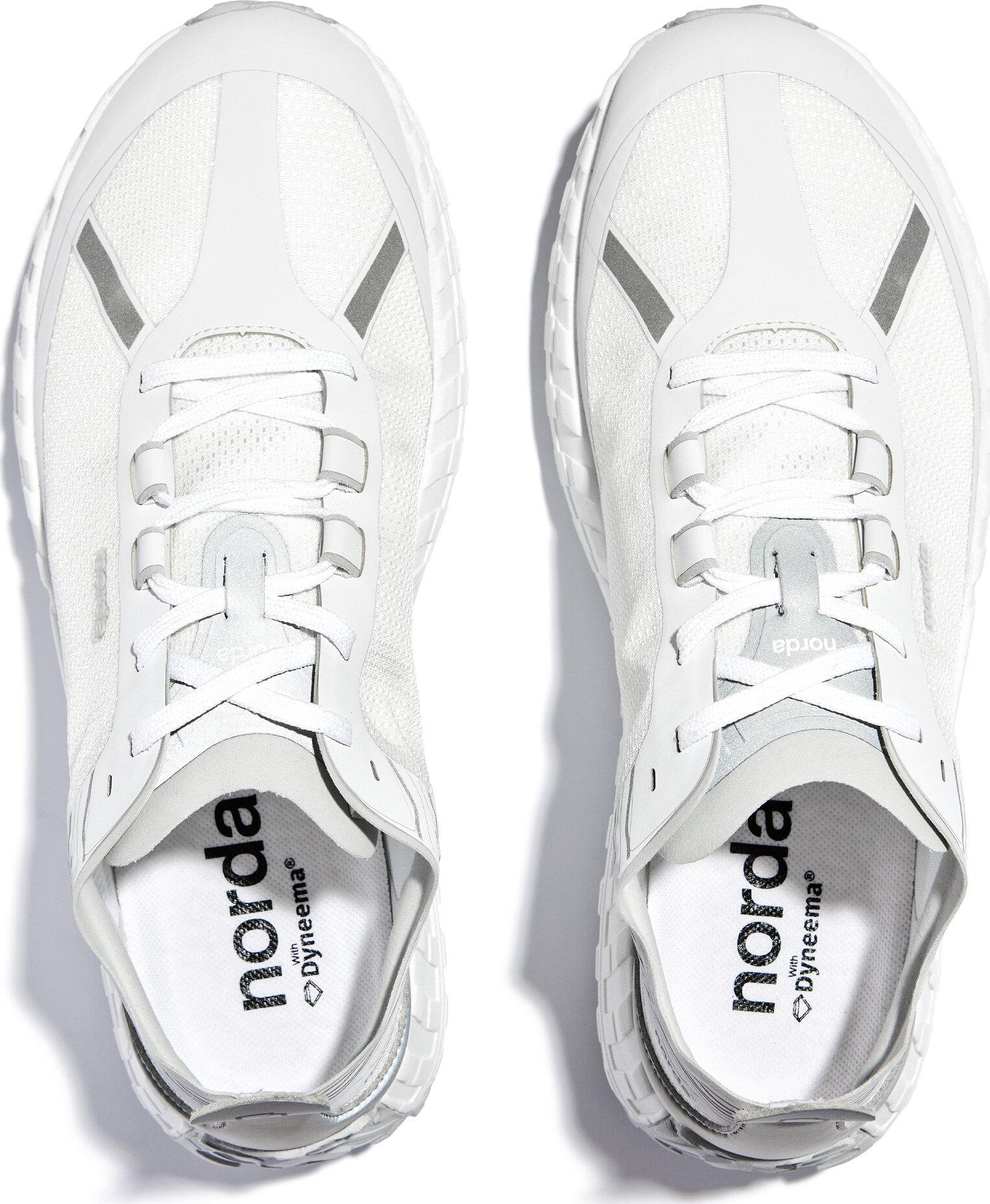 Numéro de l'image de la galerie de produits 2 pour le produit Souliers de course sur sentier sans couture 001 - Femme