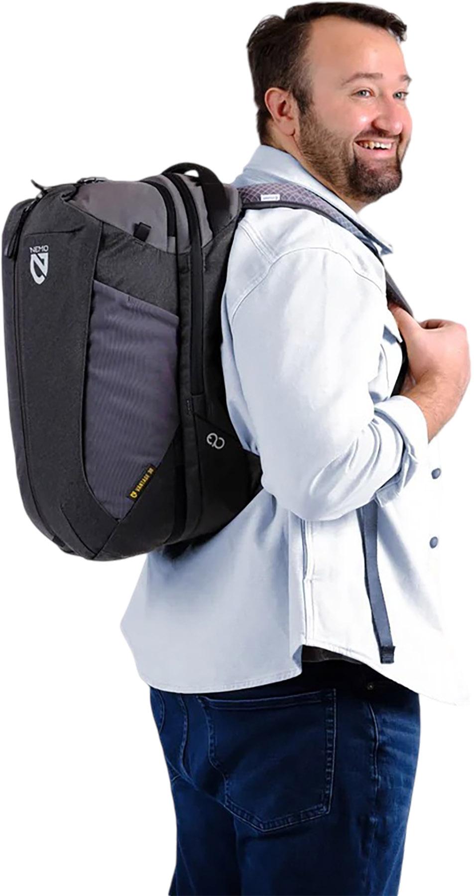 Product gallery image number 8 for product Vantage Endless Promise Overnight Travel Backpack 30L