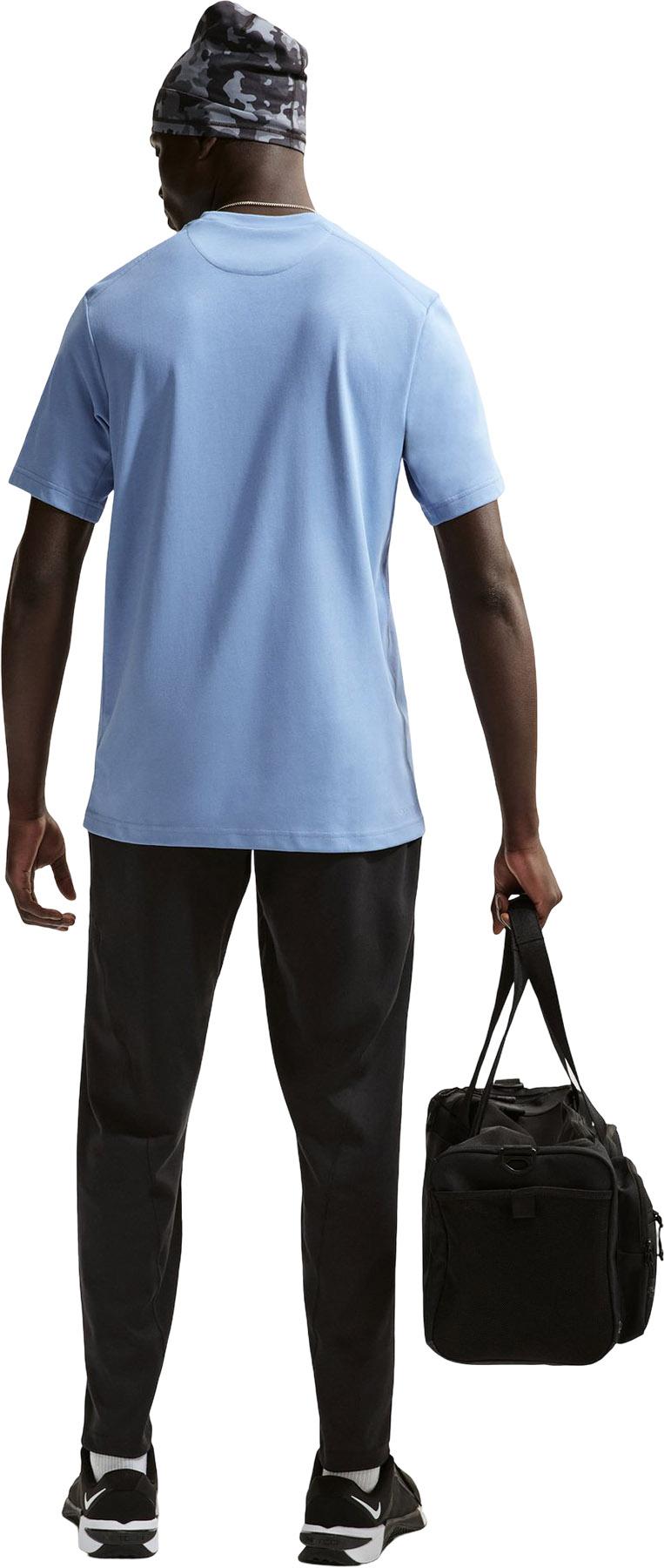 Product gallery image number 5 for product Haut polyvalent à manches courtes Primary Dri-FIT - Homme 