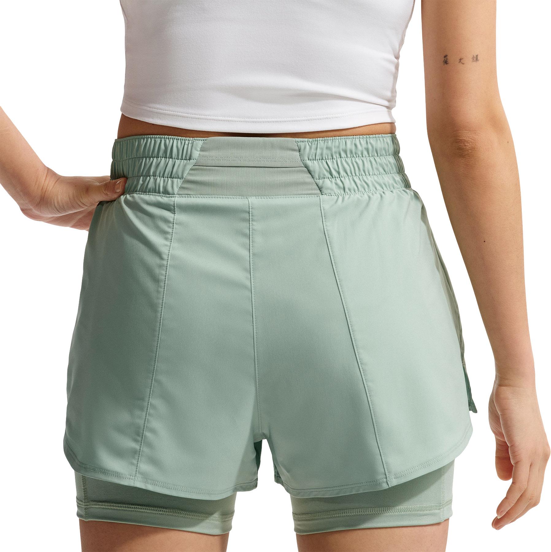 Numéro de l'image de la galerie de produits 4 pour le produit Short 2-en-1 taille haute One Dri-FIT 3" - Femme