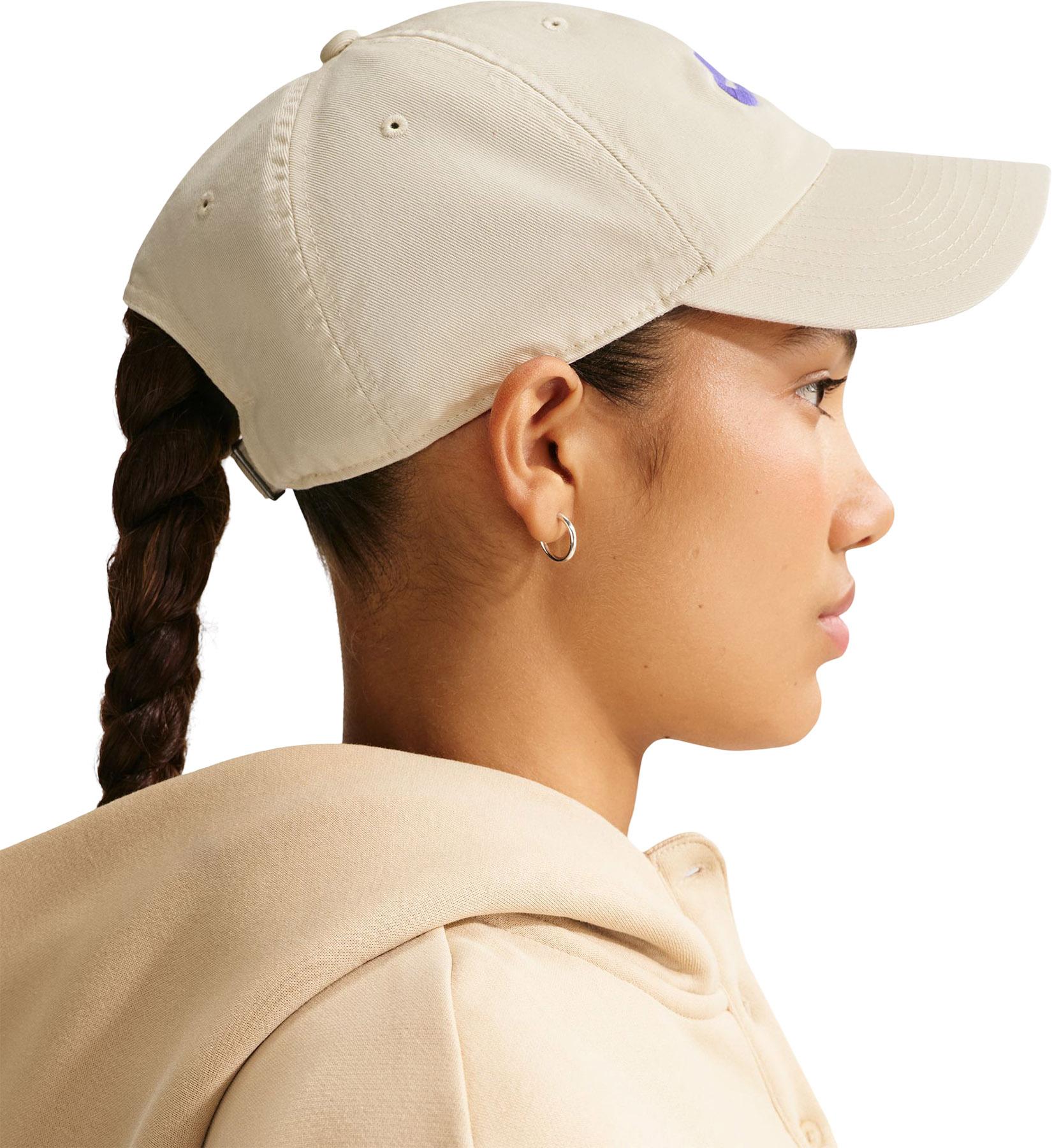 Numéro de l'image de la galerie de produits 4 pour le produit Casquette délavée sans structure Club Futura - Unisexe