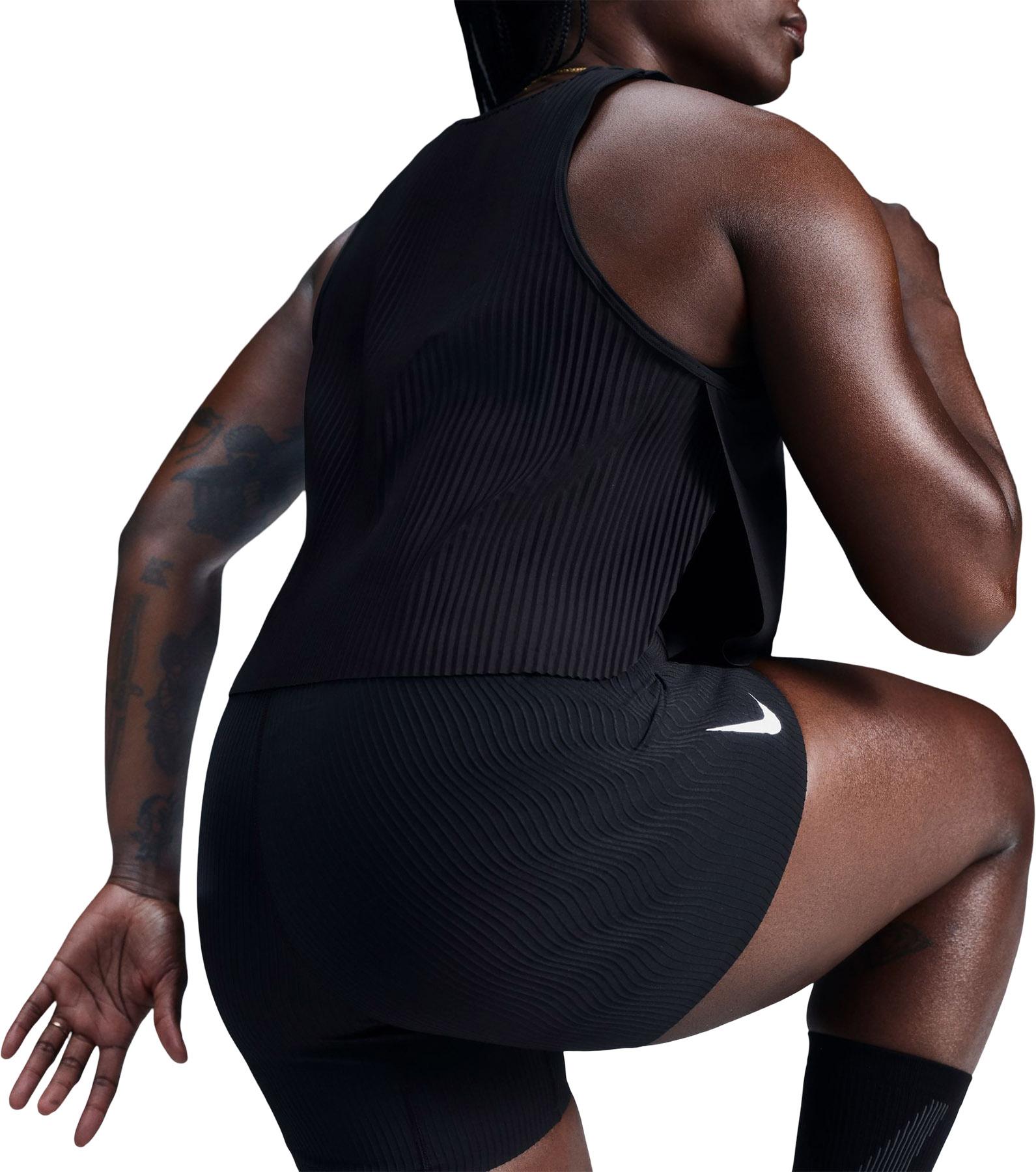 Numéro de l'image de la galerie de produits 4 pour le produit Camisole de course écourté AeroSwift Dri-FIT ADV - Femme
