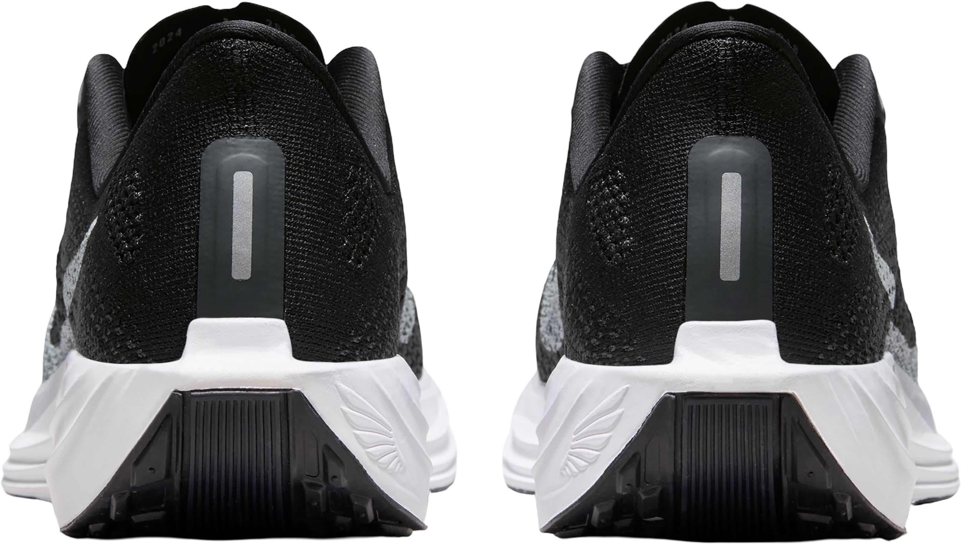 Product gallery image number 2 for product Souliers de running Pegasus Plus - Homme