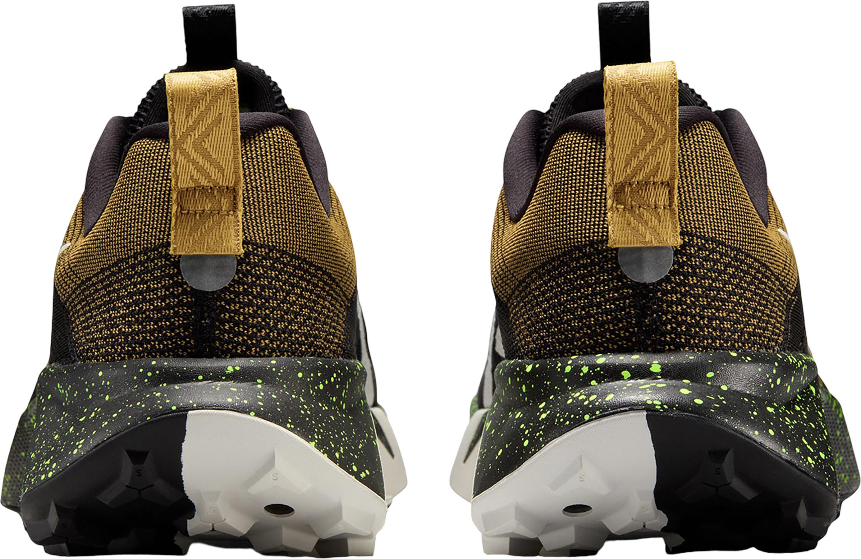 Product gallery image number 8 for product Wildhorse 10 Trail Running Shoes - Men's