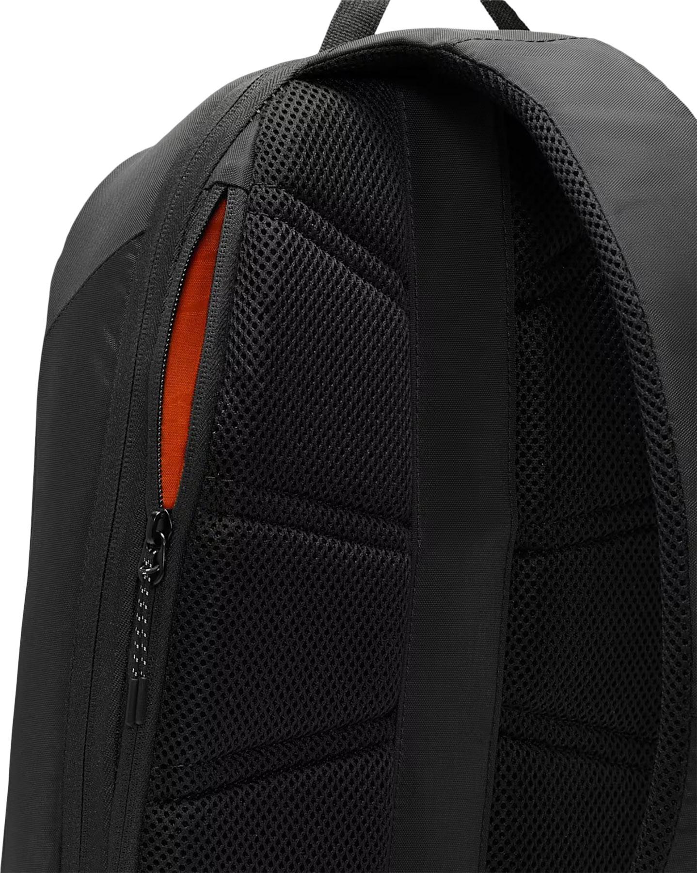 Product gallery image number 8 for product Sportswear Commute Sling Bag 9L