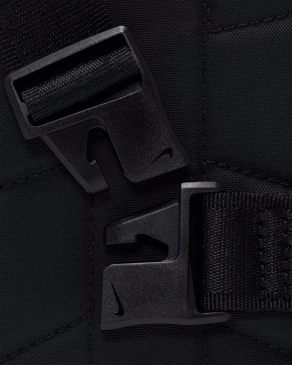 Product gallery image number 4 for product Sportswear Commute Crossbody Bag 1L