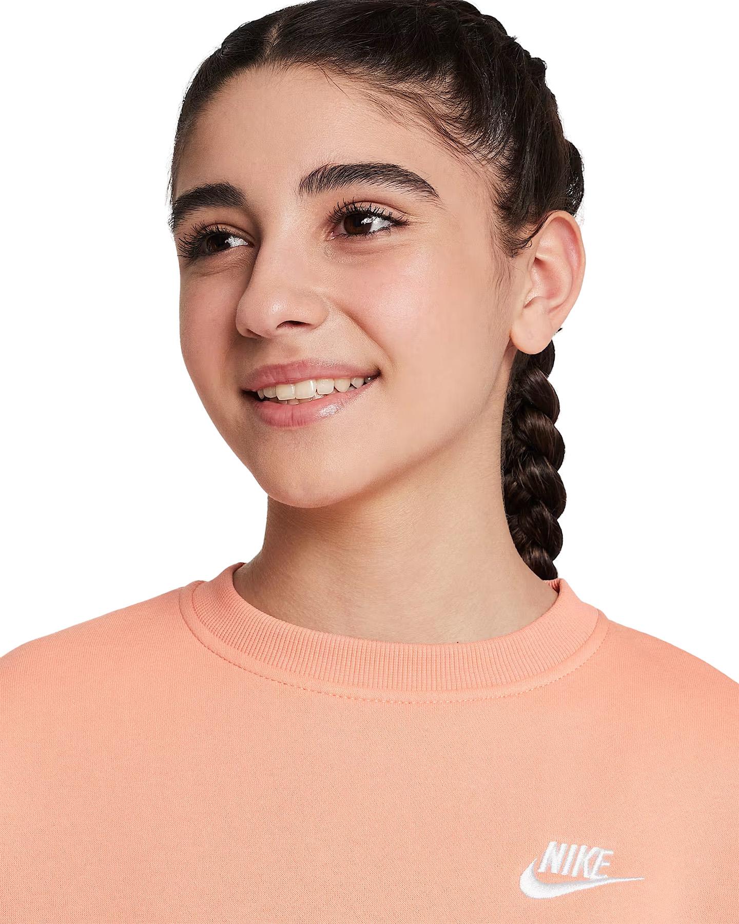 Numéro de l'image de la galerie de produits 2 pour le produit Chandail en molleton à col rond ample Sportswear Club - Fille