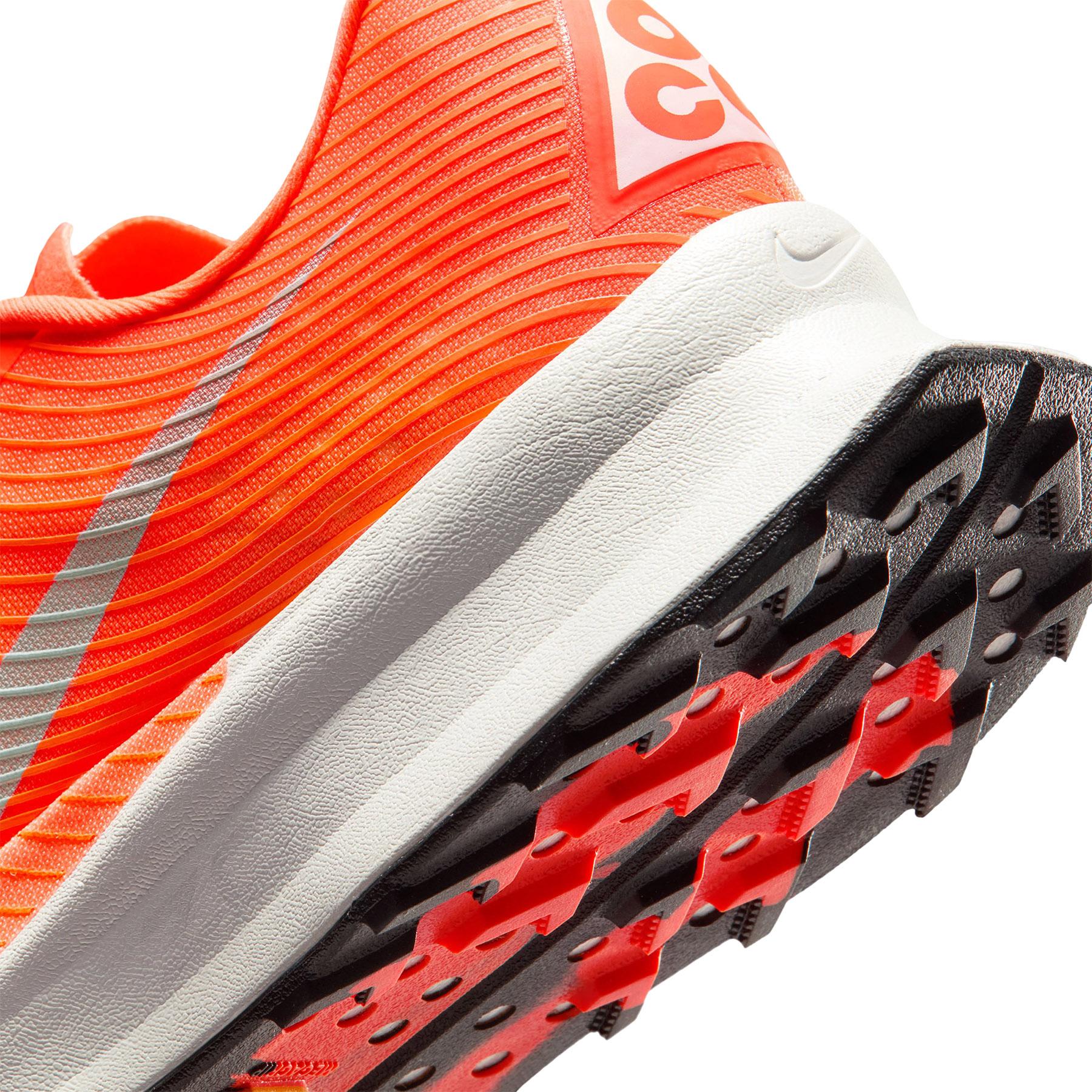 Product gallery image number 8 for product Souliers de course sur sentier ACG Ultrafly - Homme