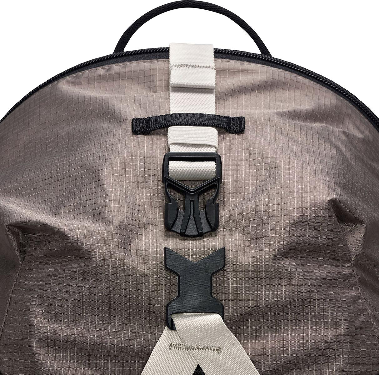 Product gallery image number 10 for product ACG Daymax Backpack 25L