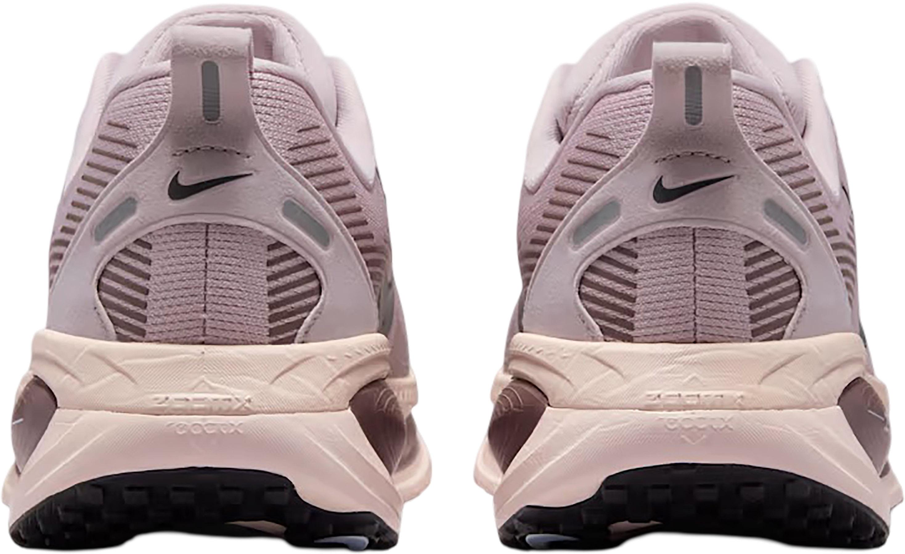 Numéro de l'image de la galerie de produits 6 pour le produit Souliers de course sur route Vomero 18 - Femme