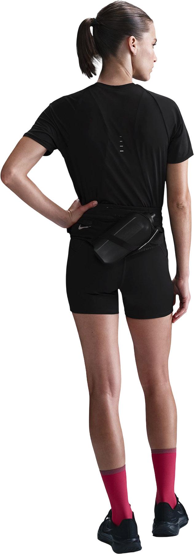 Numéro de l'image de la galerie de produits 2 pour le produit Haut de course à manches courtes Swift Dri-FIT - Femme