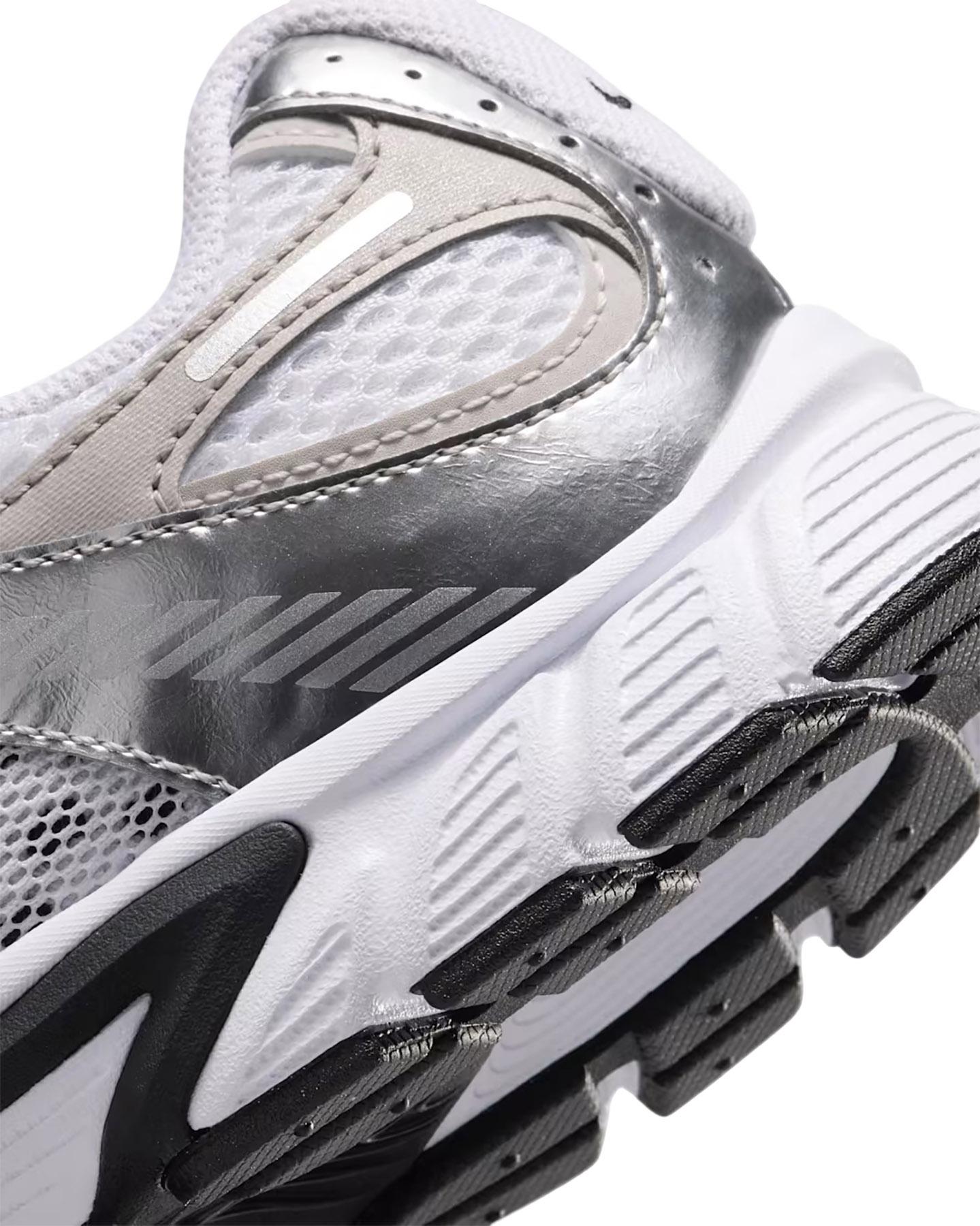 Product gallery image number 2 for product V5 RNR Sneakers - Big Kids