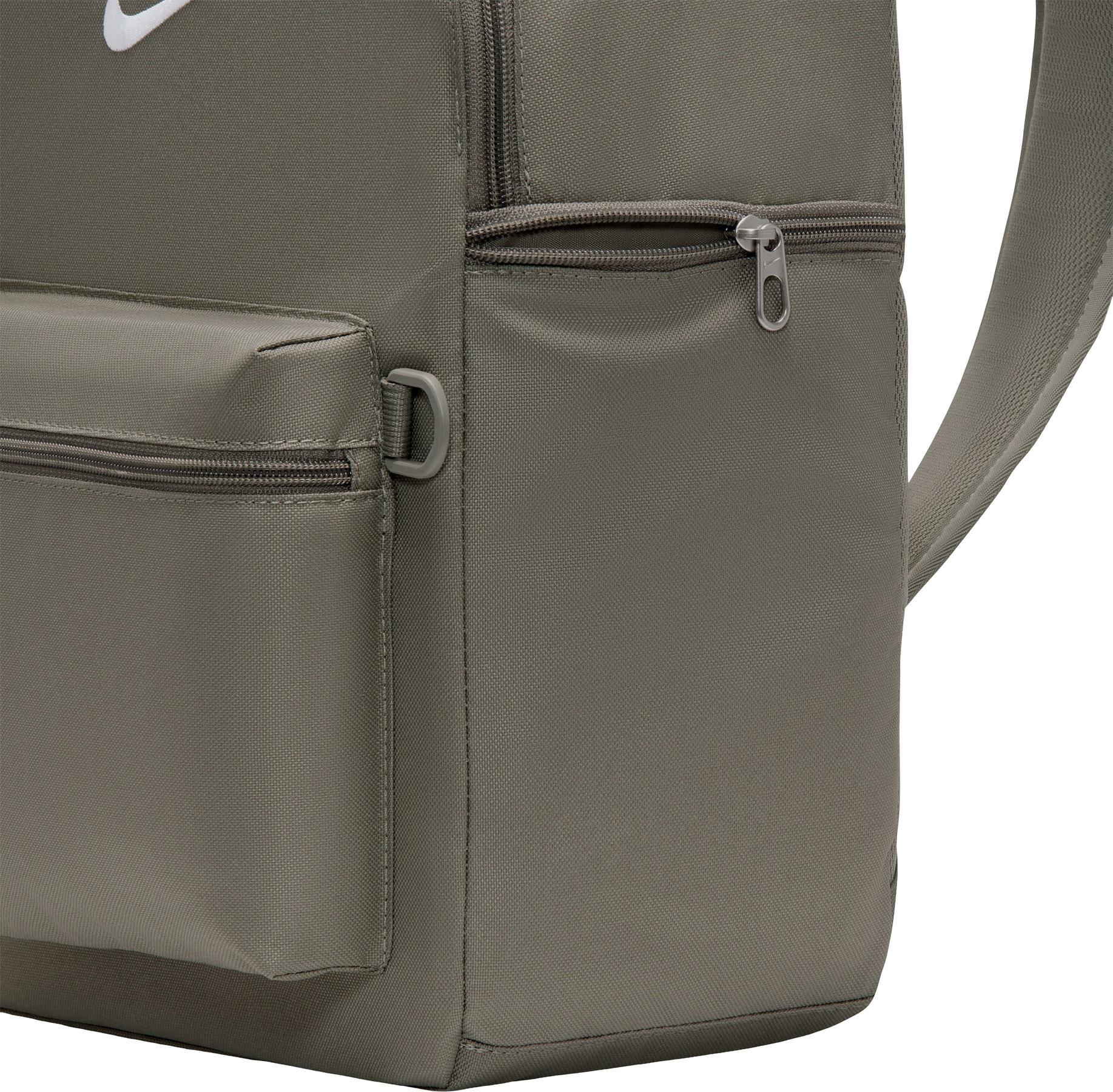 Product gallery image number 3 for product Heritage Backpack 2.0 23L