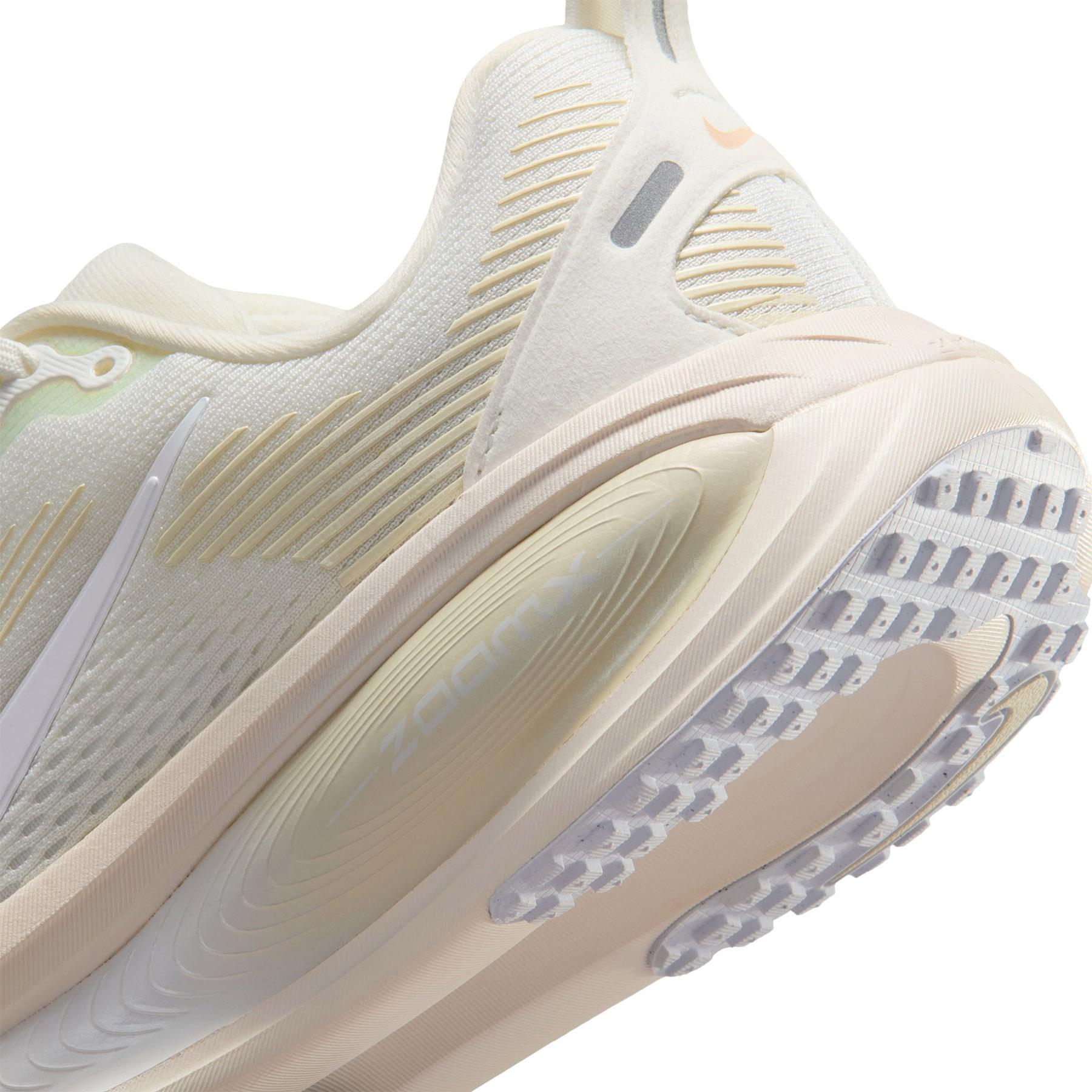 Product gallery image number 8 for product Vomero 18 Road Running Shoes - Women's