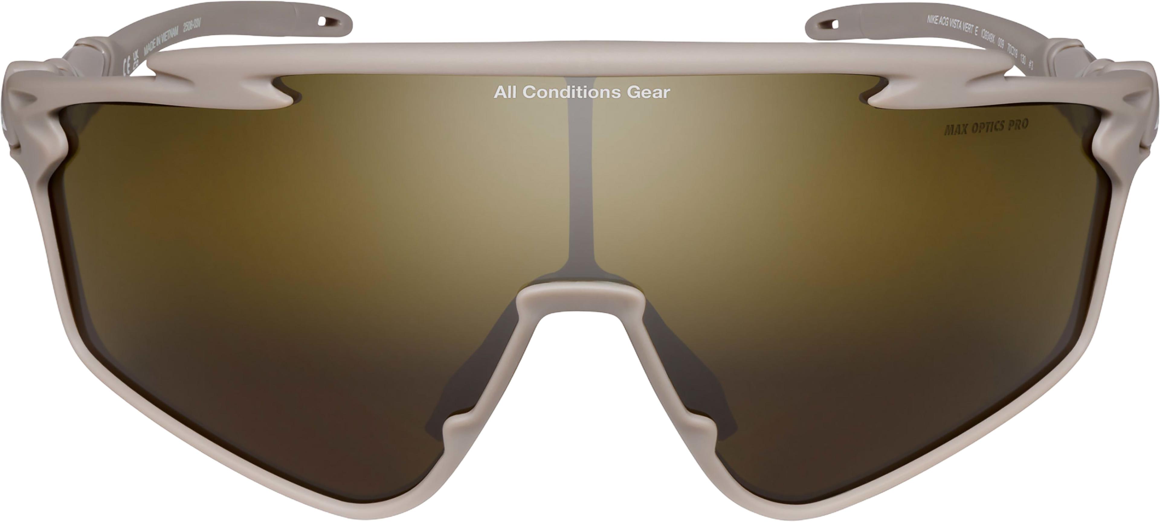 Product gallery image number 4 for product Lunettes de soleil ACG Vista Vert - Homme