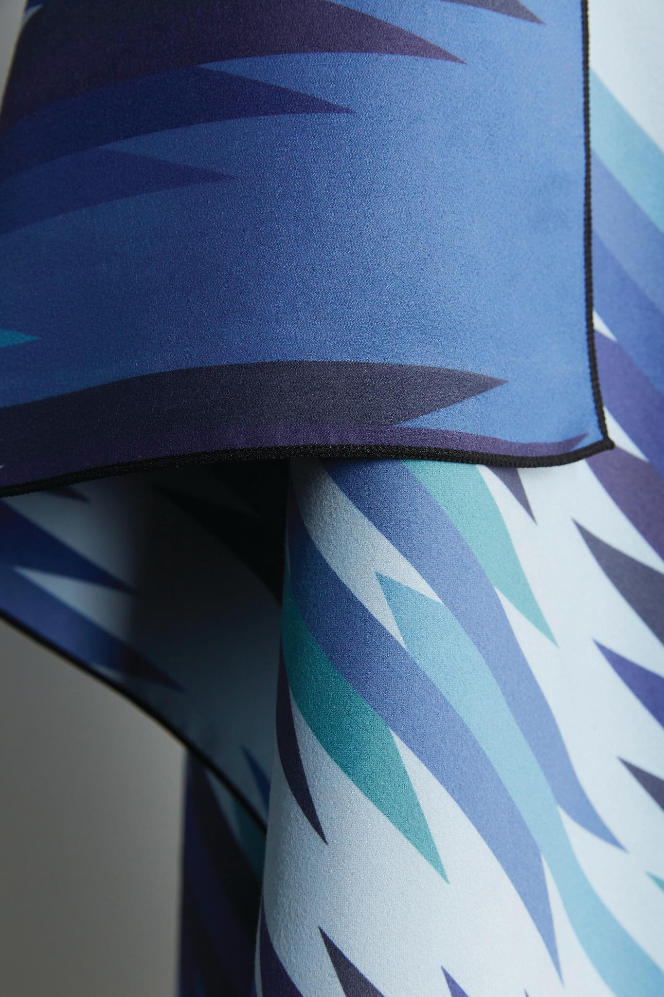 Product gallery image number 3 for product Ultralight Towel - Unisex