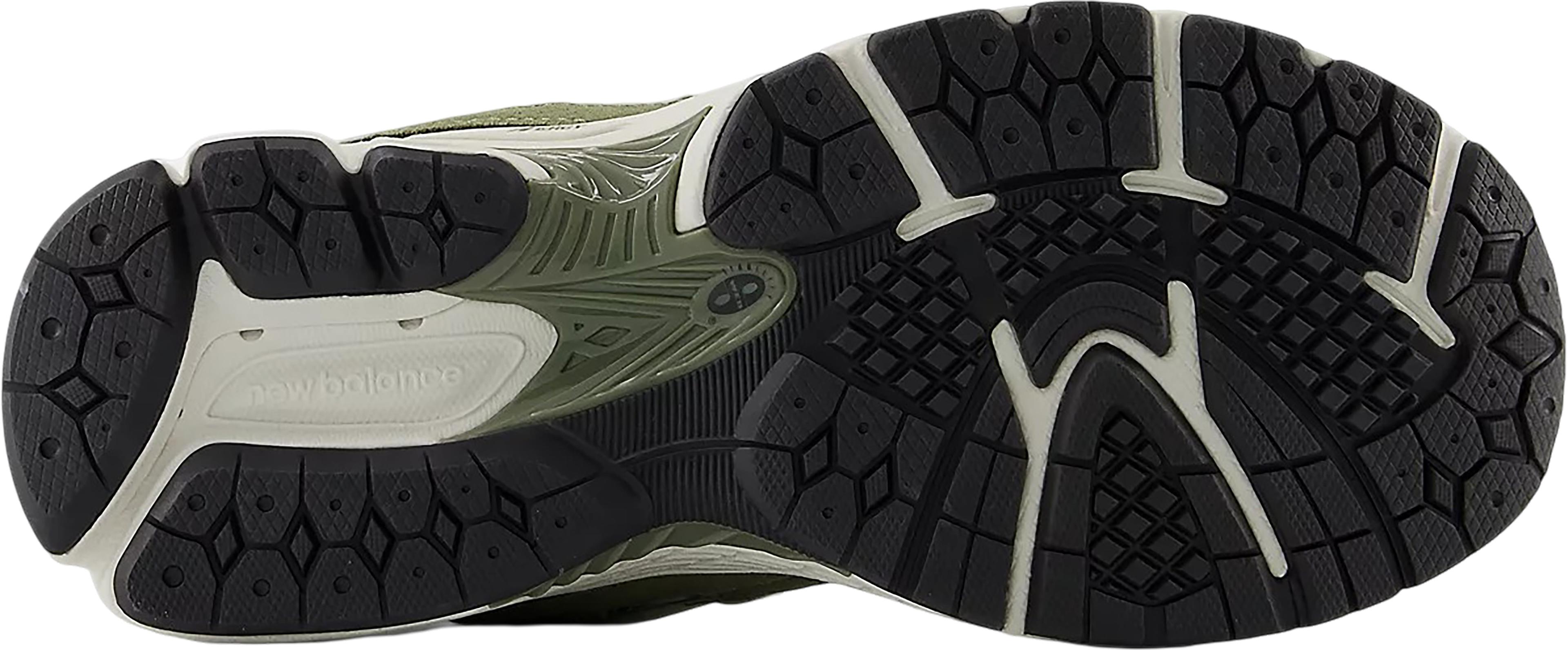 Product gallery image number 4 for product 2002 Sneaker - Big Kids