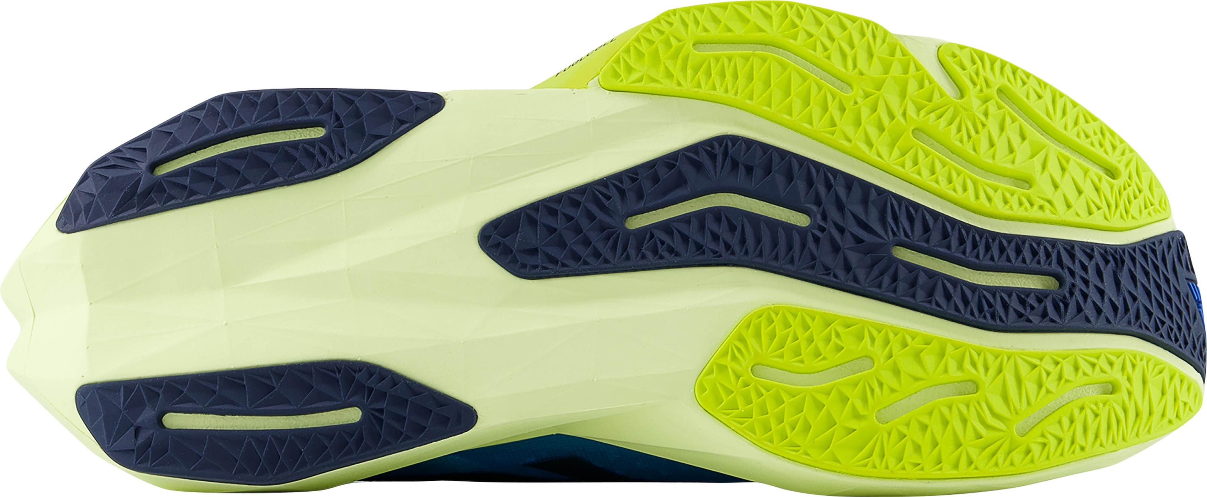 Numéro de l'image de la galerie de produits 2 pour le produit Souliers de course sur route FuelCell Rebel V4 [Large] - Homme