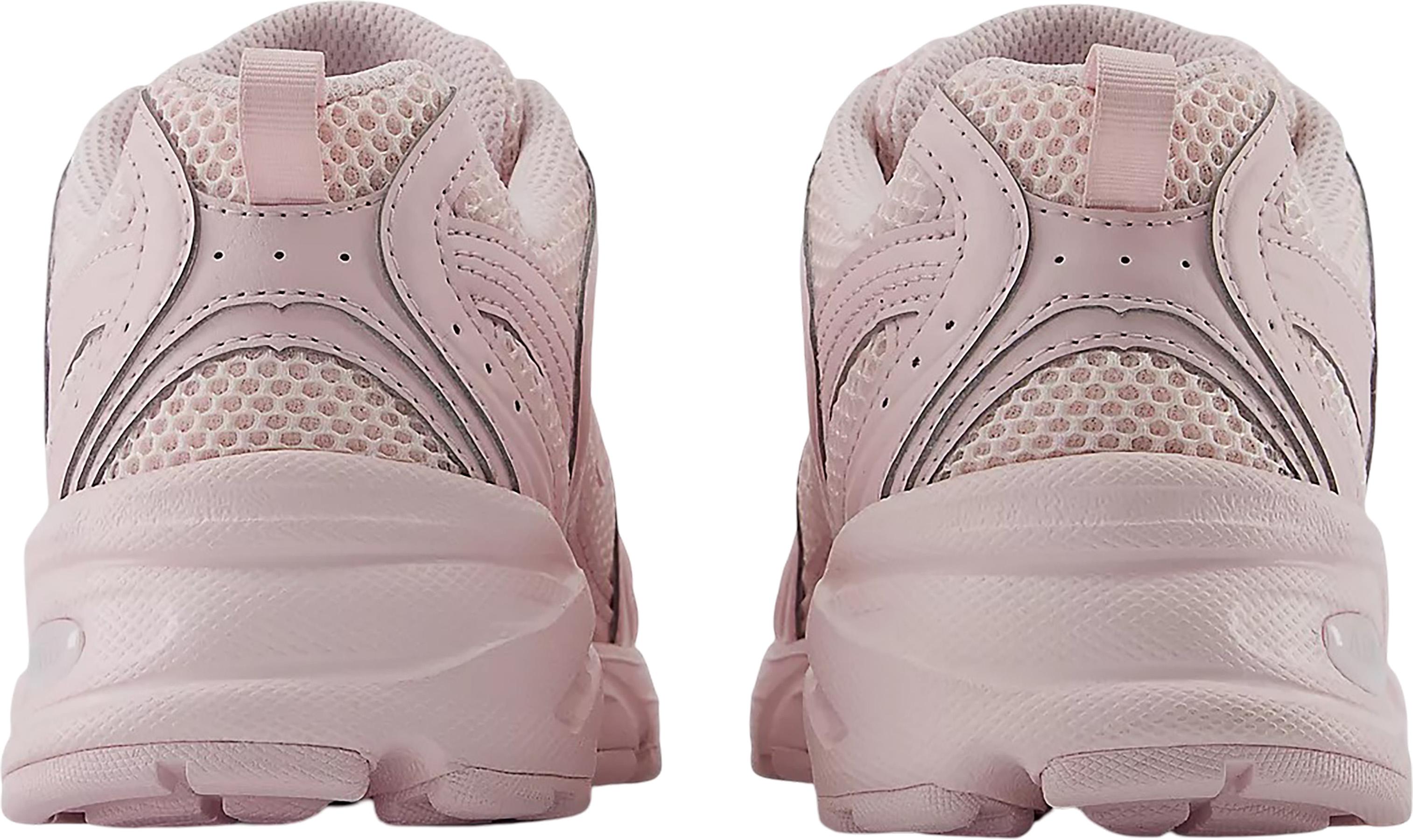 Product gallery image number 2 for product 530 Sneakers - Unisex