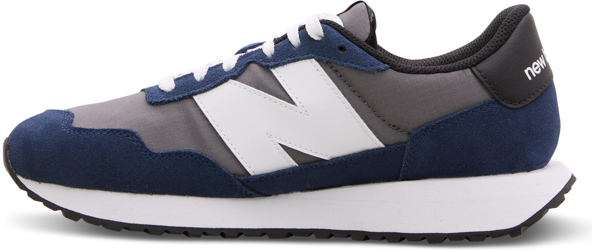 Numéro de l'image de la galerie de produits 2 pour le produit Souliers de sport 237v1 - Homme