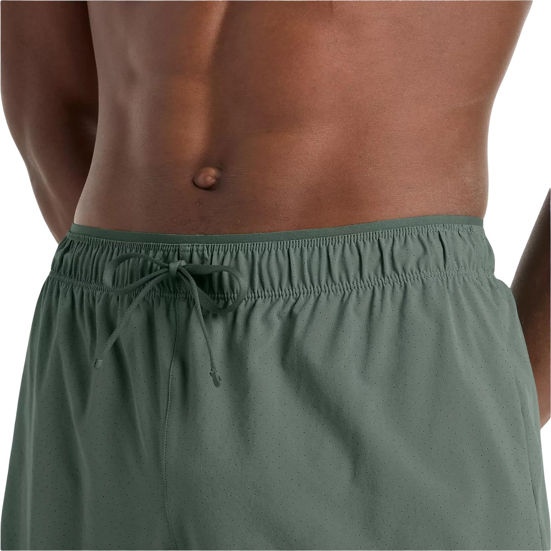 Numéro de l'image de la galerie de produits 2 pour le produit Short RC 7 po - Homme