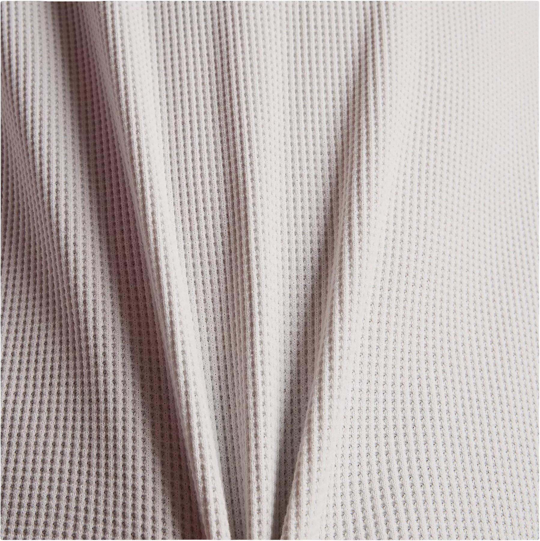 Numéro de l'image de la galerie de produits 8 pour le produit Chandail à col boutonné à manches longues en tricot gaufré Numeric - Homme