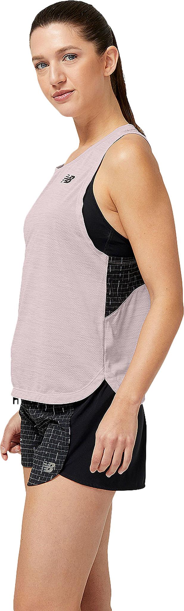 Numéro de l'image de la galerie de produits 2 pour le produit Débardeur lumineux Impact Run - Femme