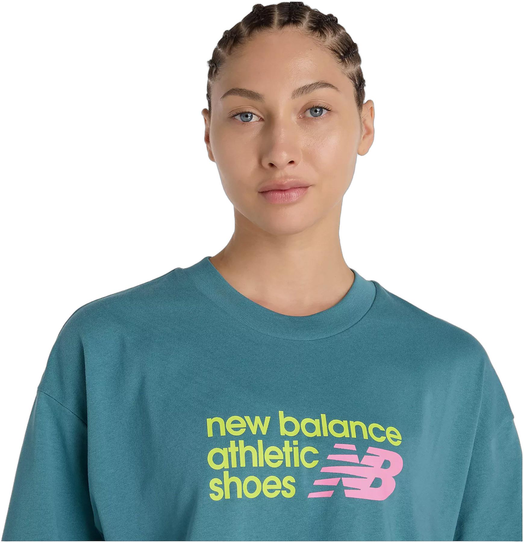 Numéro de l'image de la galerie de produits 6 pour le produit T-shirt écourté avec logo sur la poitrine Athletics Premium - Femme