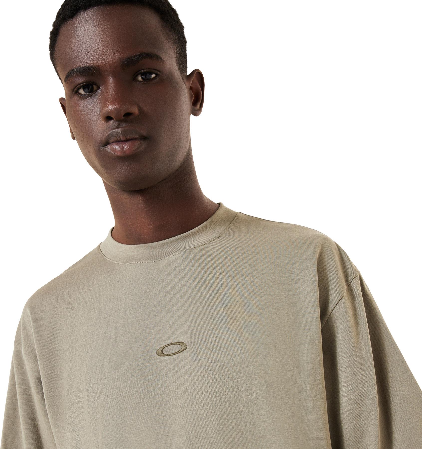 Product gallery image number 3 for product Oakley Driven T-Shirt - Men's