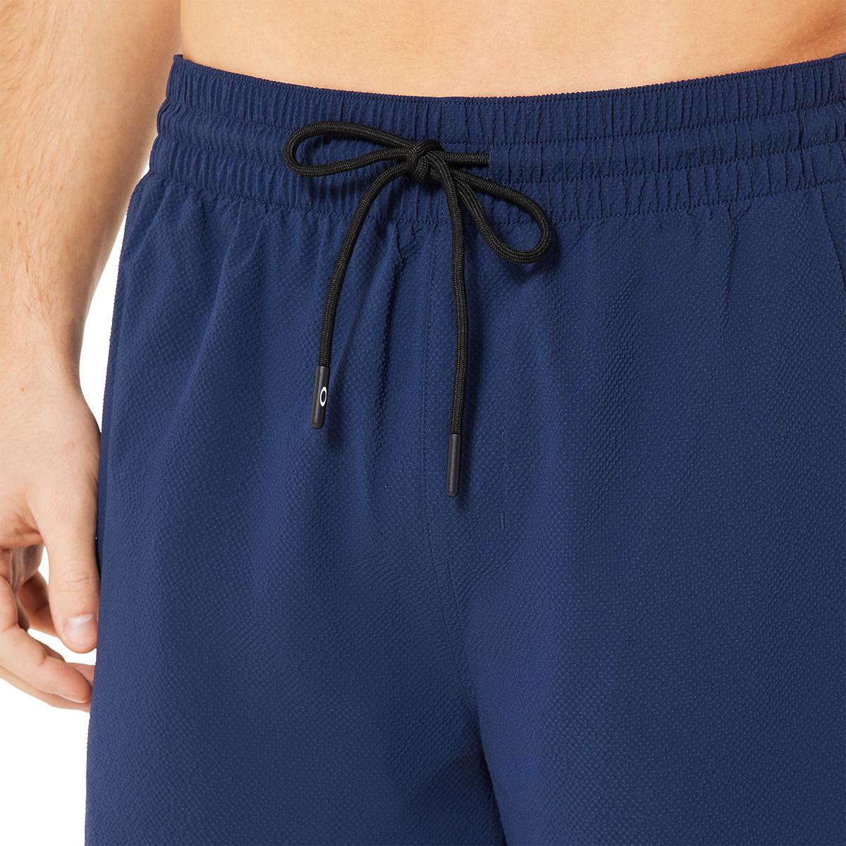 Numéro de l'image de la galerie de produits 4 pour le produit Short de plage Checked Out 18 po - Homme