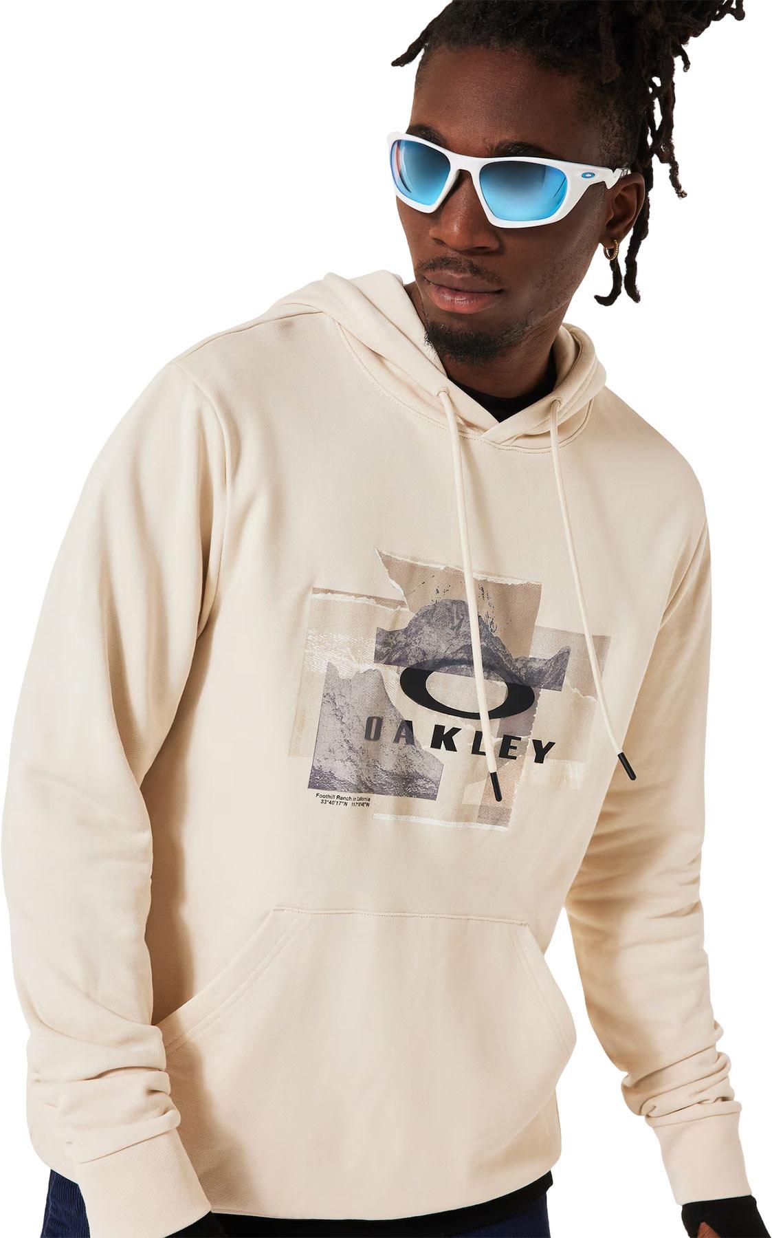 Numéro de l'image de la galerie de produits 2 pour le produit Chandail à capuchon Mountain Camo - Homme