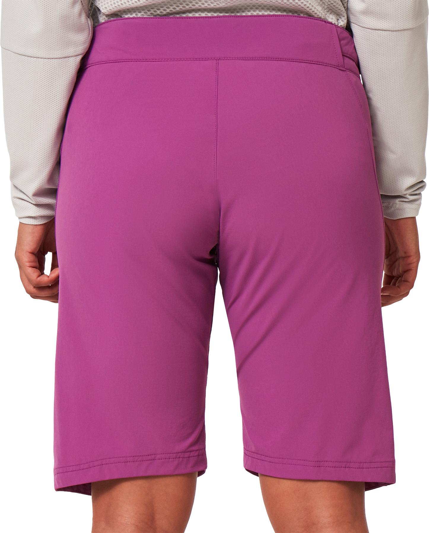 Numéro de l'image de la galerie de produits 3 pour le produit Short Factory Pilot RC - Femme