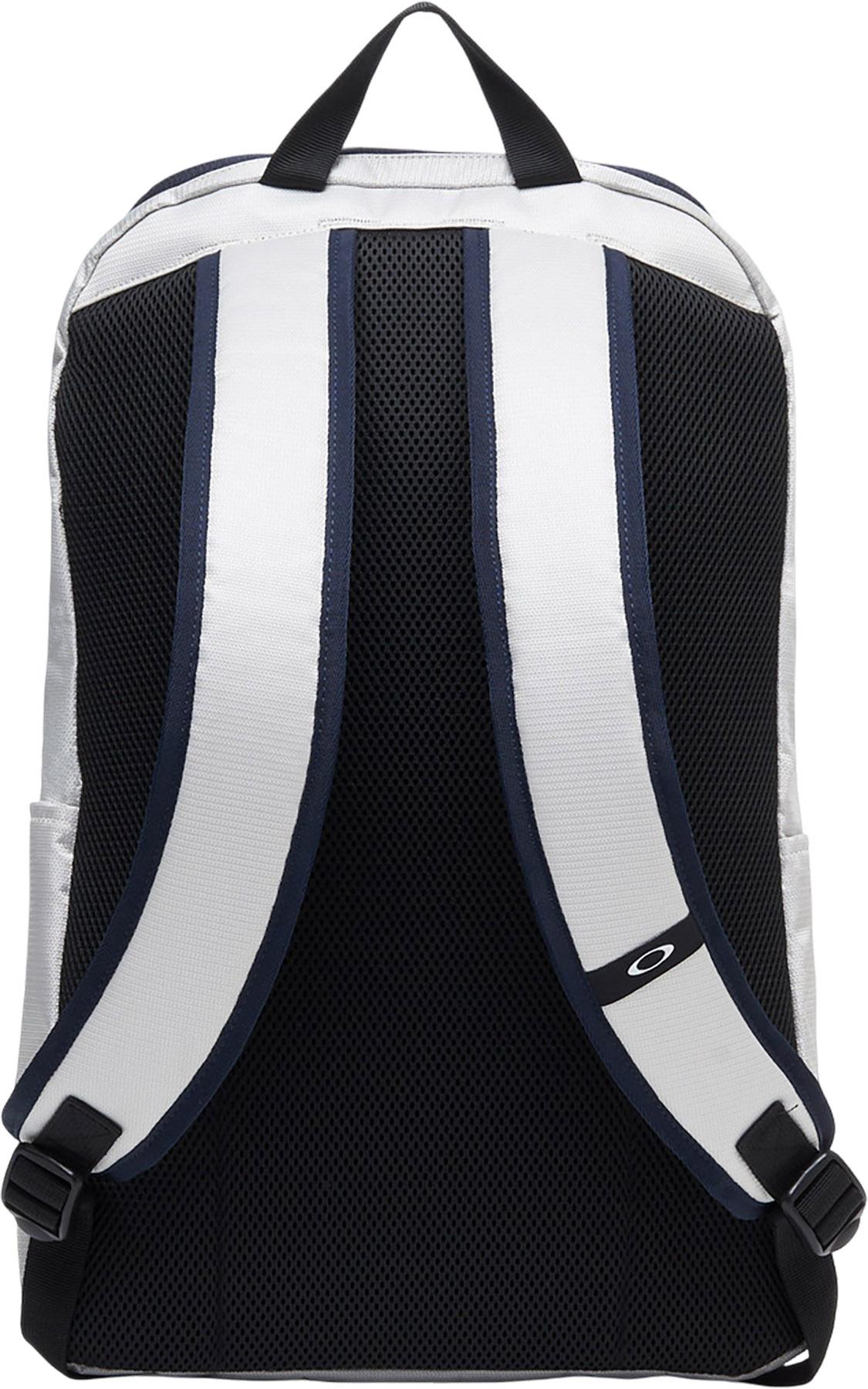 Product gallery image number 2 for product Essential 9.0 Daypack 28L